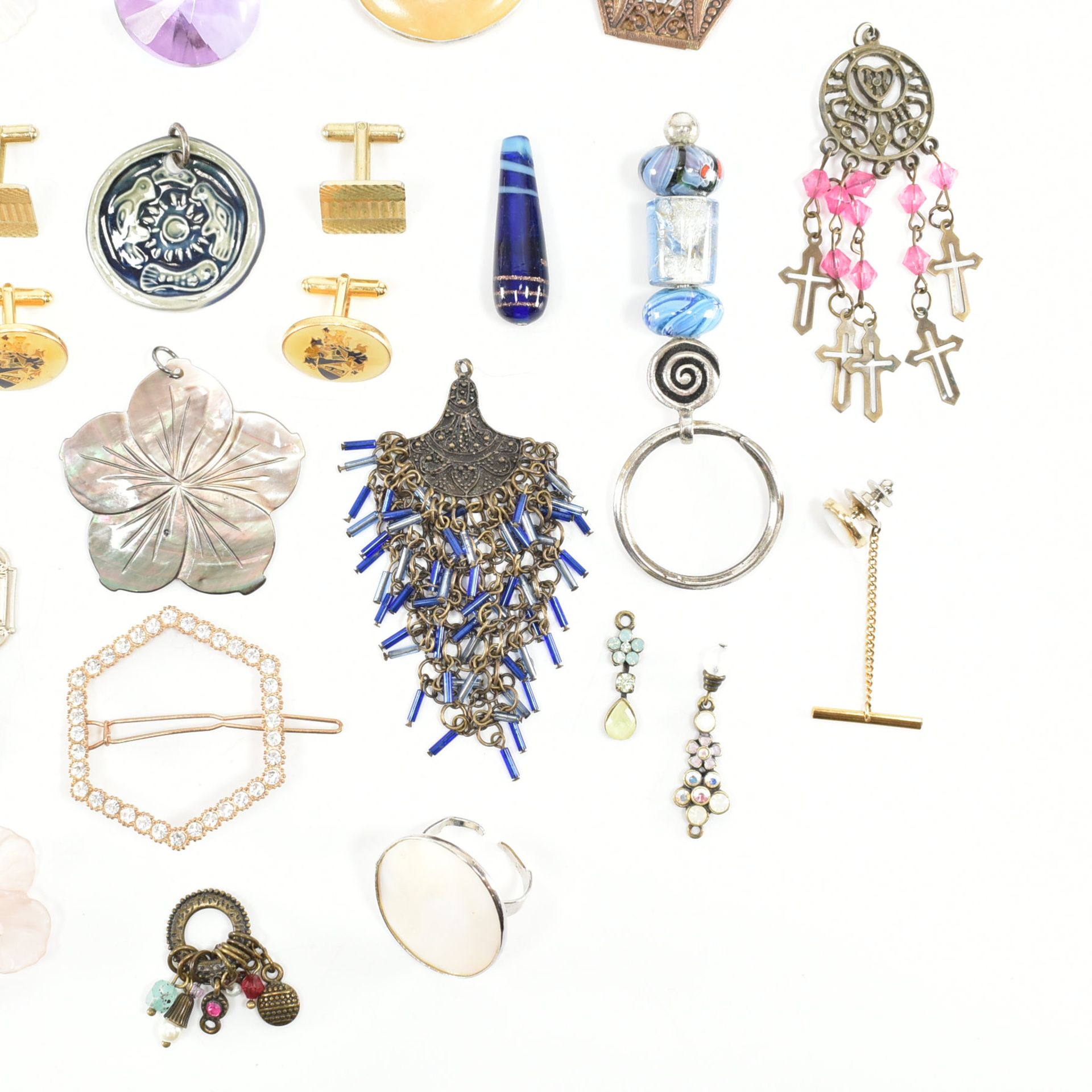 COLLECTION OF ASSORTED COSTUME JEWELLERY - Bild 3 aus 7