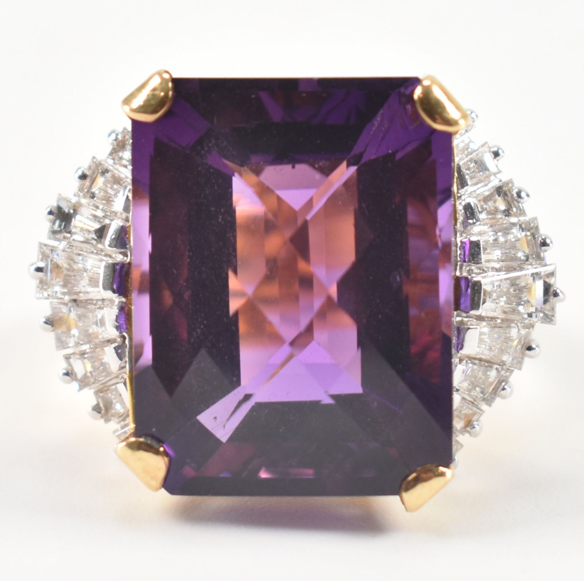 AMETHYST & DIAMOND COCKTAIL RING - Bild 9 aus 9