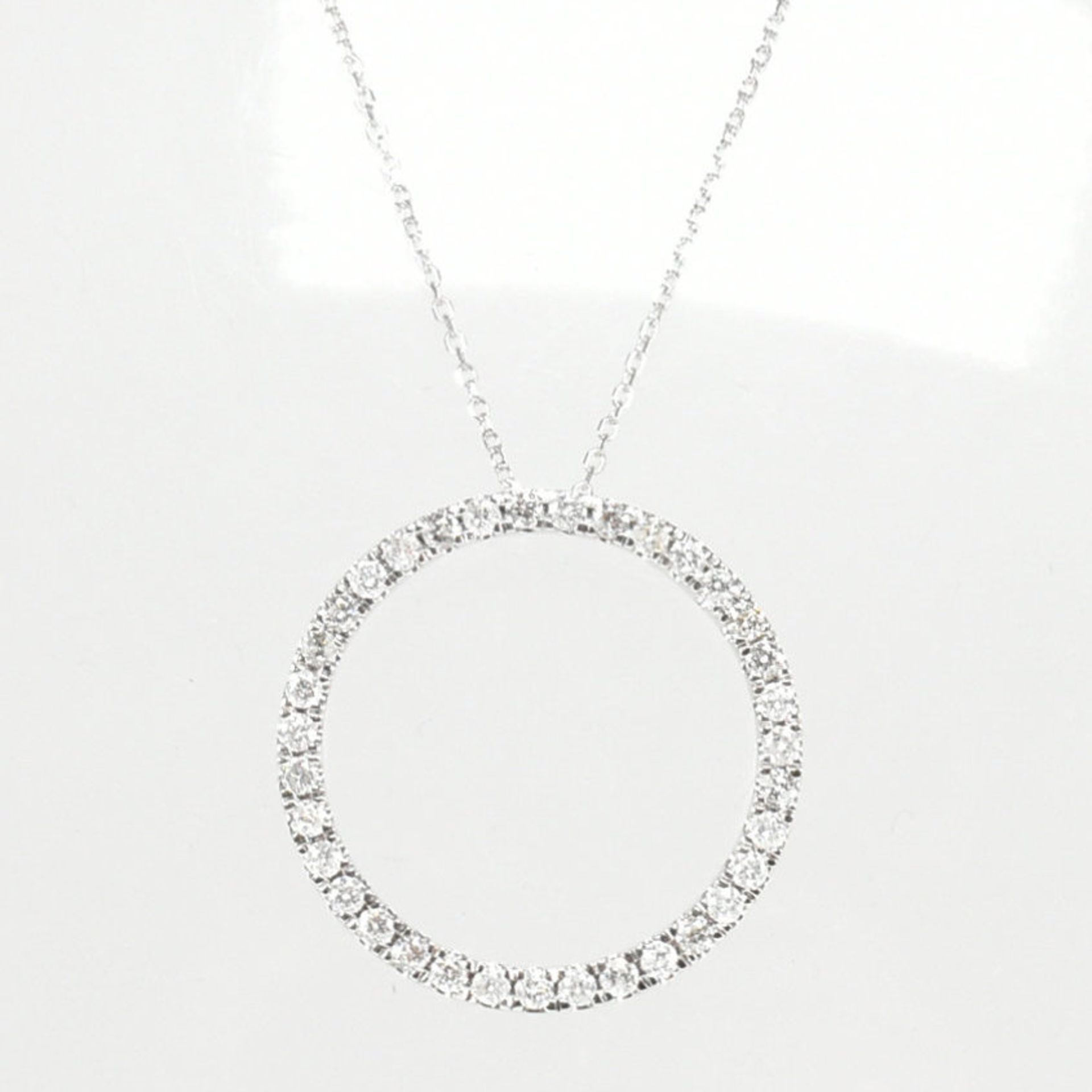 HALLMARKED 18CT WHITE GOLD & DIAMOND PENDANT NECKLACE - Image 8 of 8