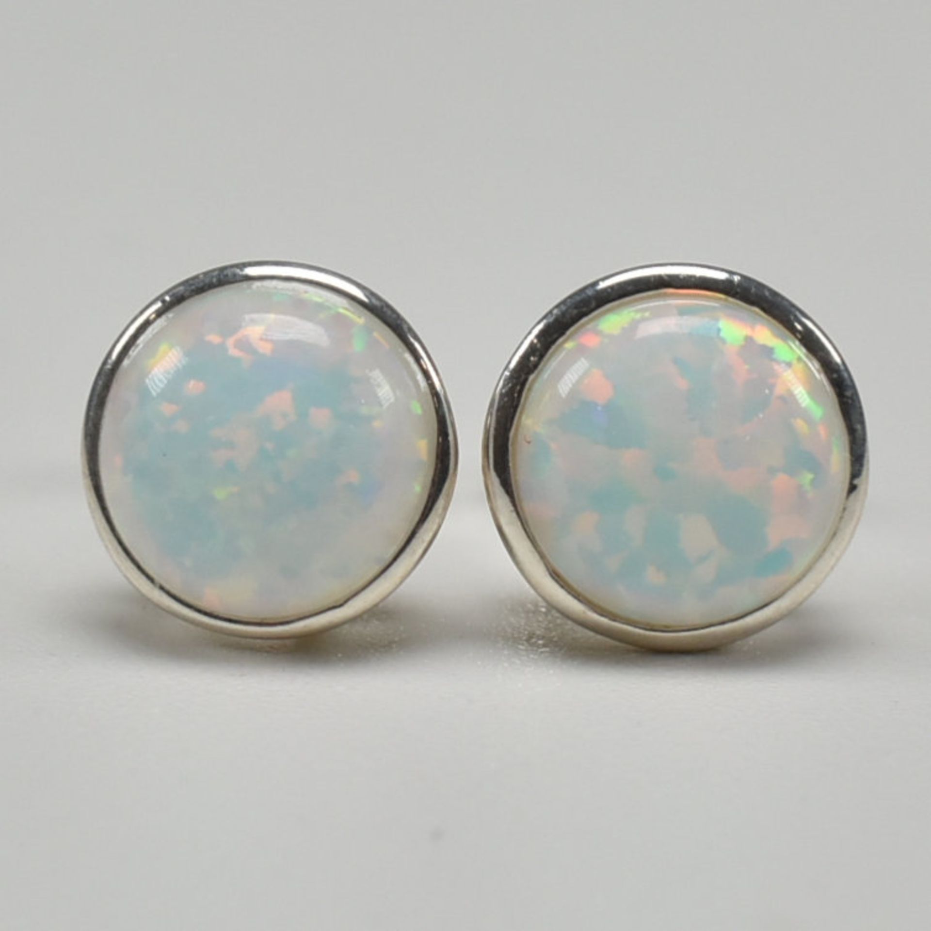 PAIR 925 SILVER & SYNTHETIC OPAL STUD EARRINGS - Image 2 of 6