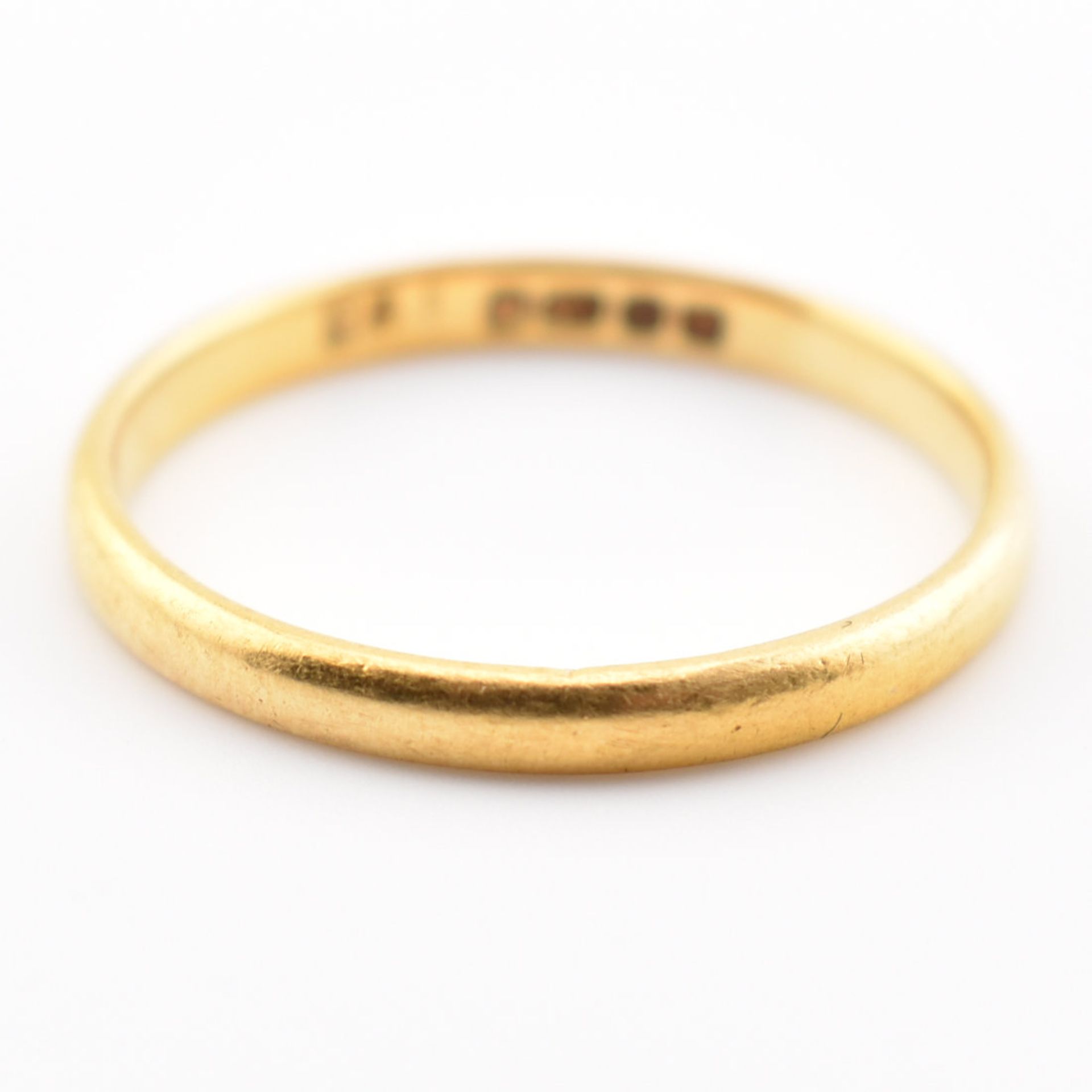 VICTORIAN HALLMARKED 22CT GOLD BAND RING - Bild 3 aus 3