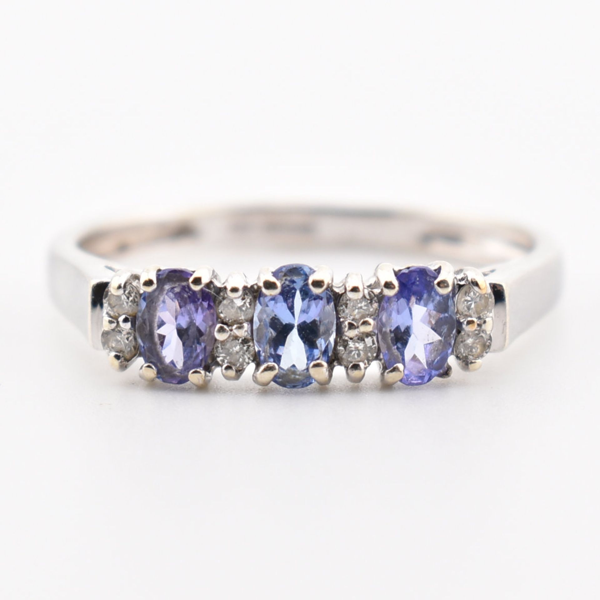 HALLMARKED 9CT WHITE GOLD TANZANITE & DIAMOND RING