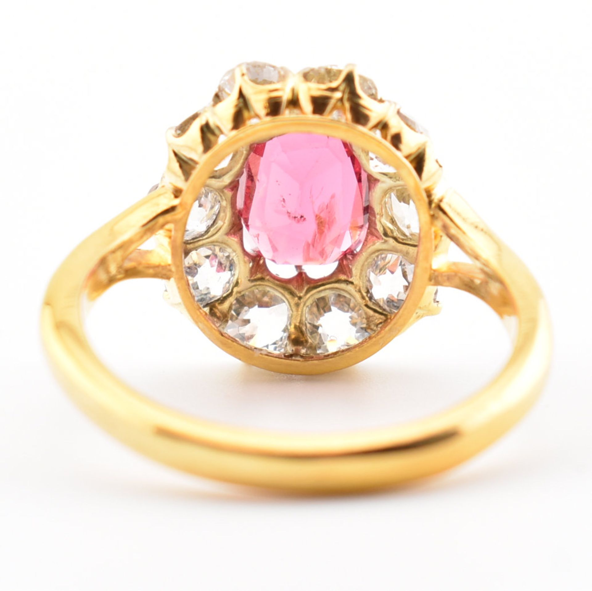 VICTORIAN RED SPINEL & DIAMOND CLUSTER RING - Image 4 of 12