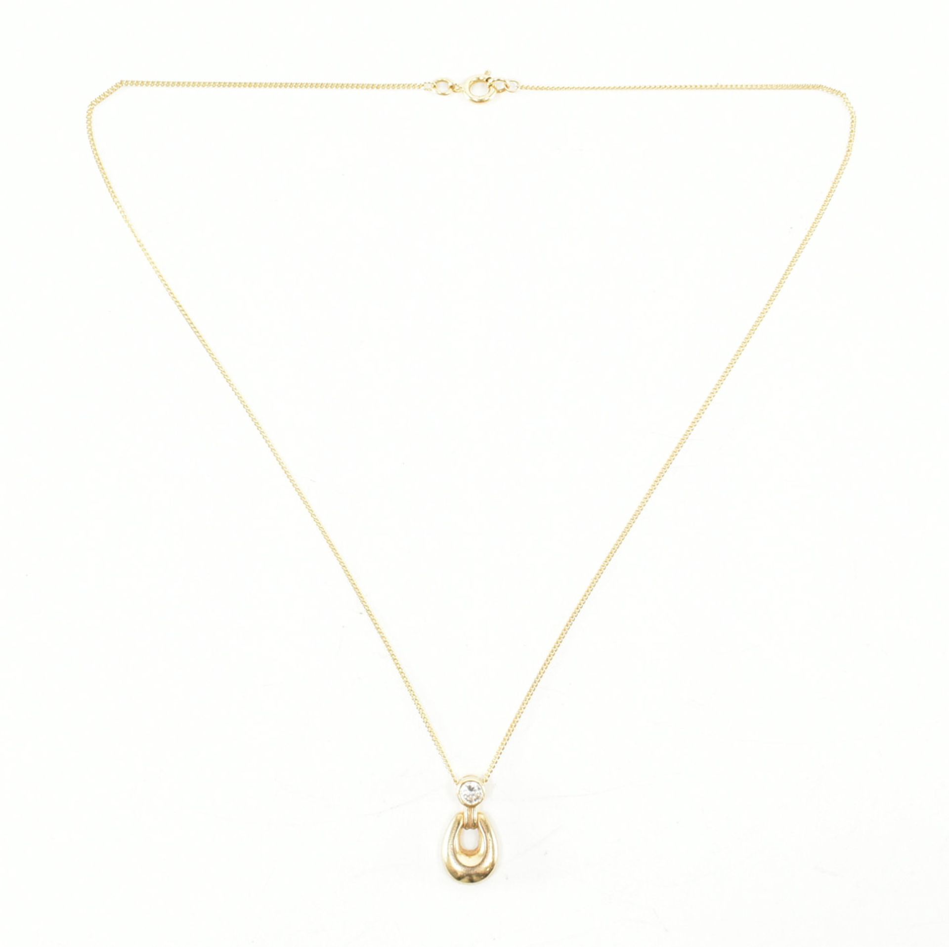 HALLMARKED 9CT GOLD & WHITE STONE NECKLACE PENDANT ON CHAIN - Image 3 of 8