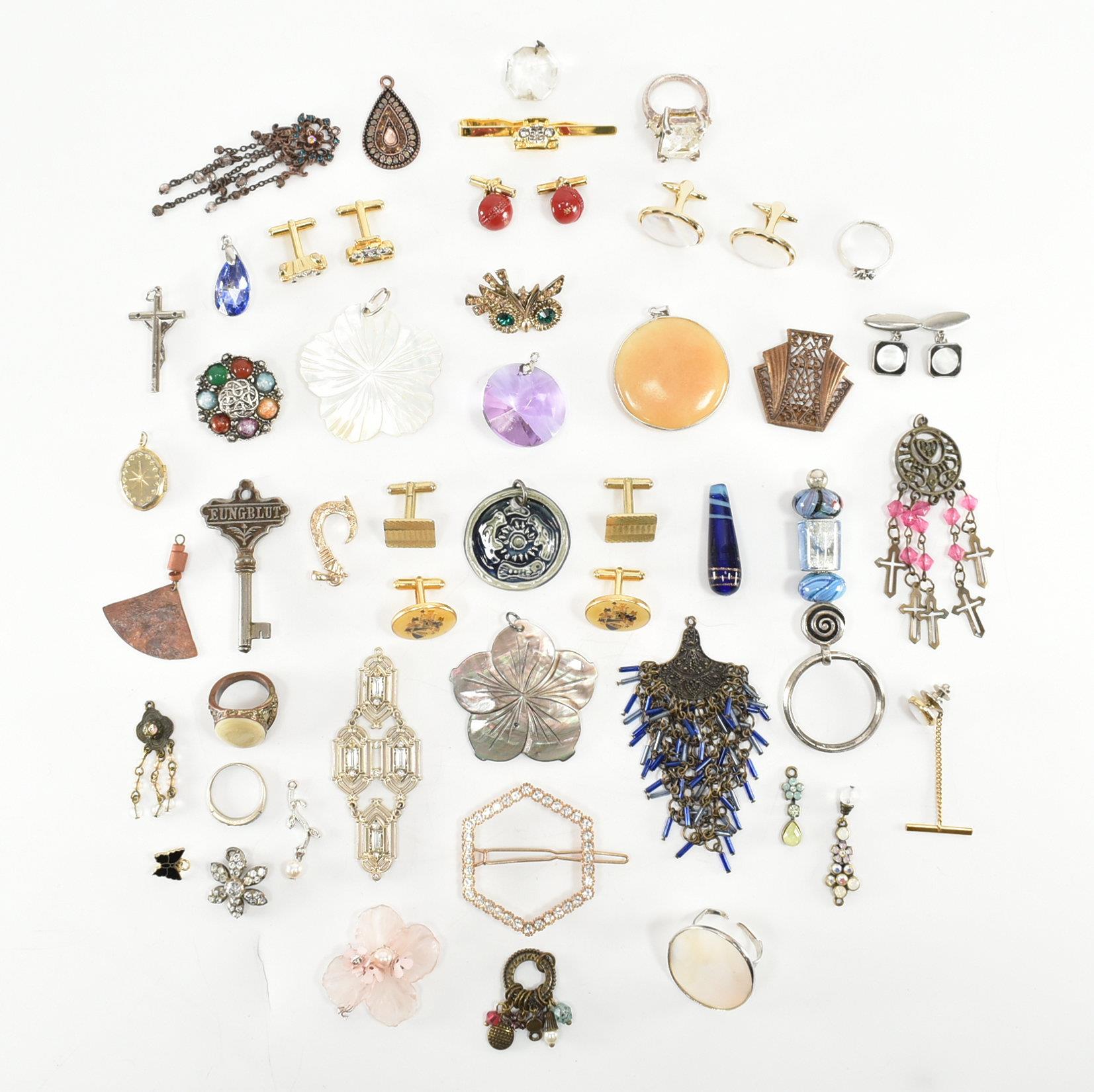 COLLECTION OF ASSORTED COSTUME JEWELLERY - Image 2 of 7