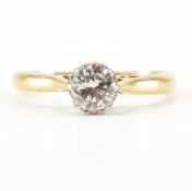 18CT GOLD PLATINUM & DIAMOND SOLITAIRE RING