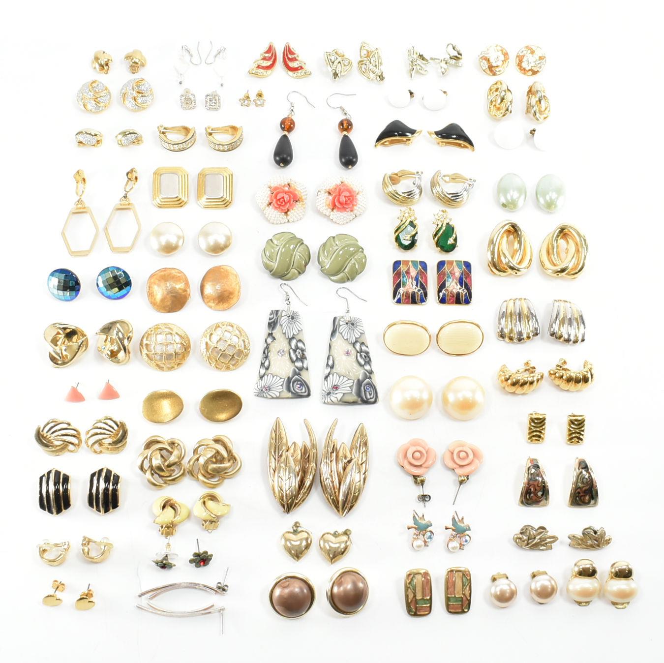 COLLECTION OF ASSORTED COSTUME JEWELLERY EARRINGS - Image 3 of 8