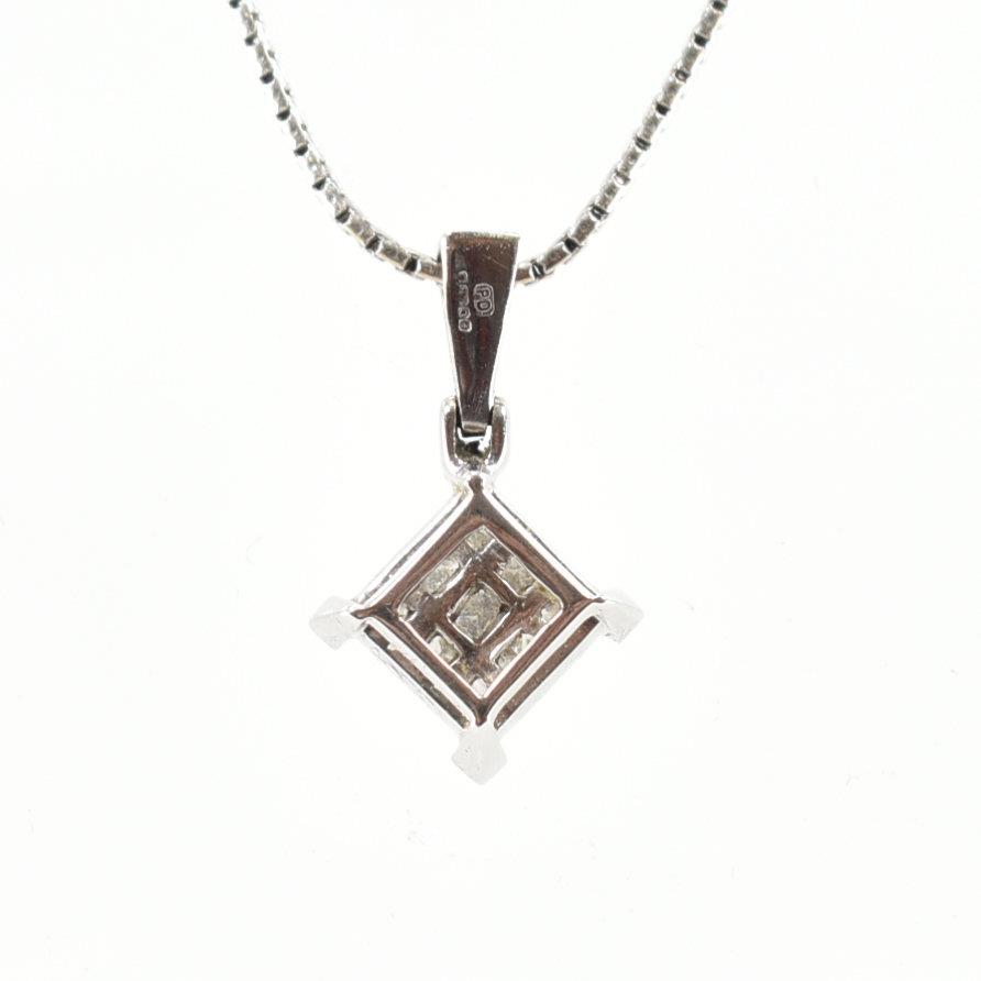 HALLMARKED 18CT WHITE GOLD & DIAMOND NECKLACE PENDANT & CHAIN - Image 2 of 5