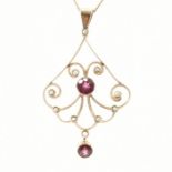 HALLMARKED 9CT GOLD SEED PEARL & PINK STONE NECKLACE PENDANT & CHAIN