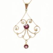 HALLMARKED 9CT GOLD SEED PEARL & PINK STONE NECKLACE PENDANT & CHAIN