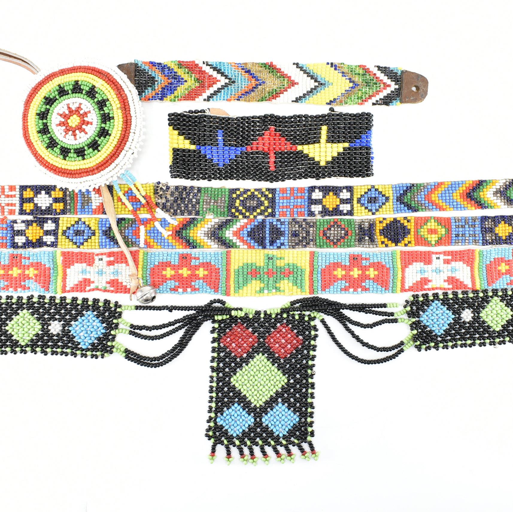 COLLECTION OF ASSORTED NATIVE AMERICAN NAVAJO STYLE BEADED JEWELLERY - Image 2 of 5