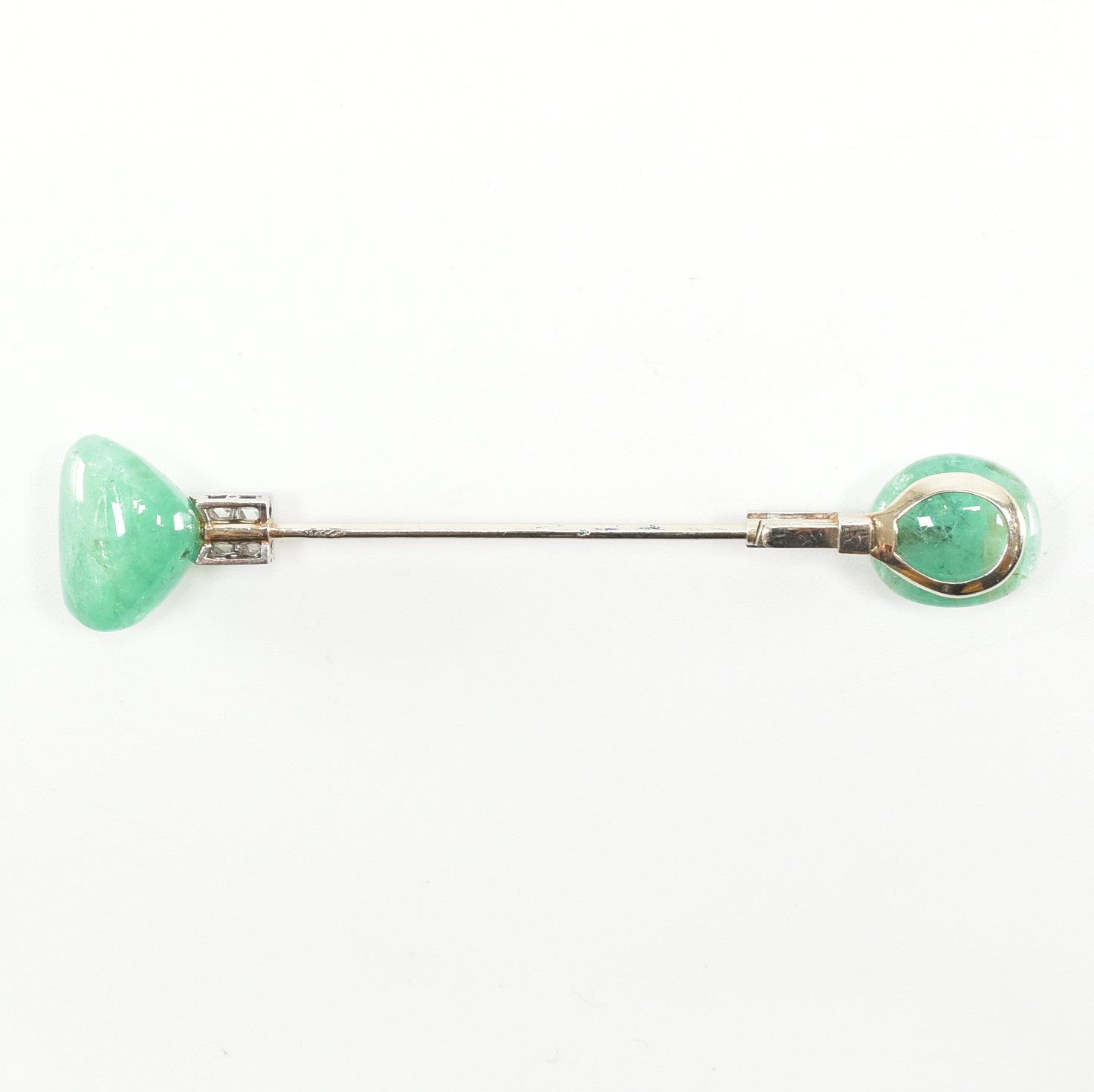 CHAUMET ART DECO EMERALD & DIAMOND JABOT PIN - Image 2 of 4