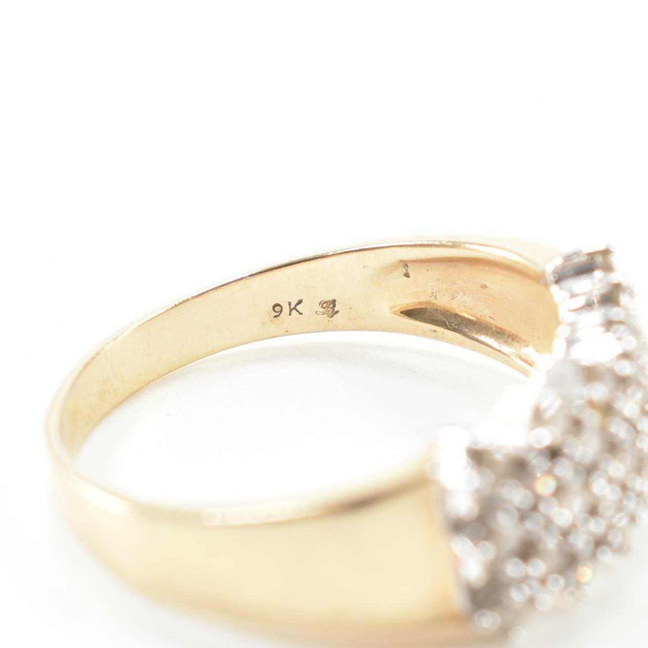 HALLMARKED 9CT GOLD & DIAMOND CLUSTER RING - Image 8 of 9