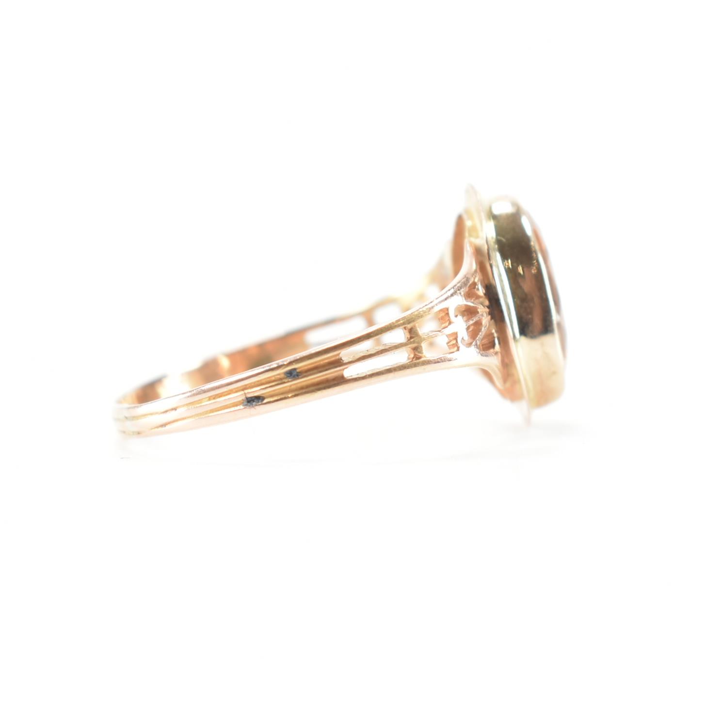 18CT GOLD & TOPAZ RING - Image 5 of 8