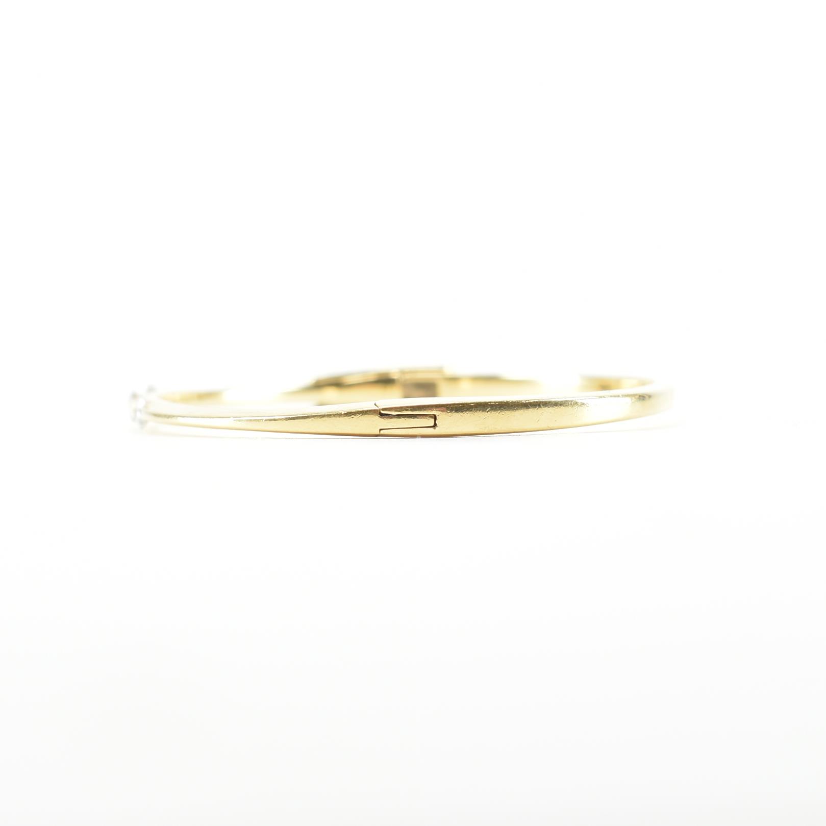 18CT GOLD DIAMOND & PINK STONE BANGLE BRACELET - Image 2 of 7