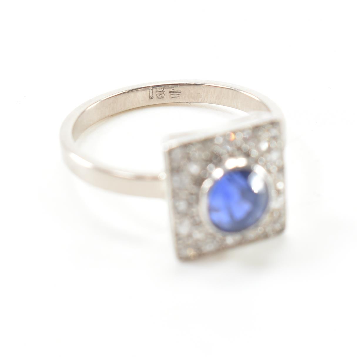 18CT WHITE GOLD SAPPHIRE & DIAMOND TARGET RING - Image 7 of 8