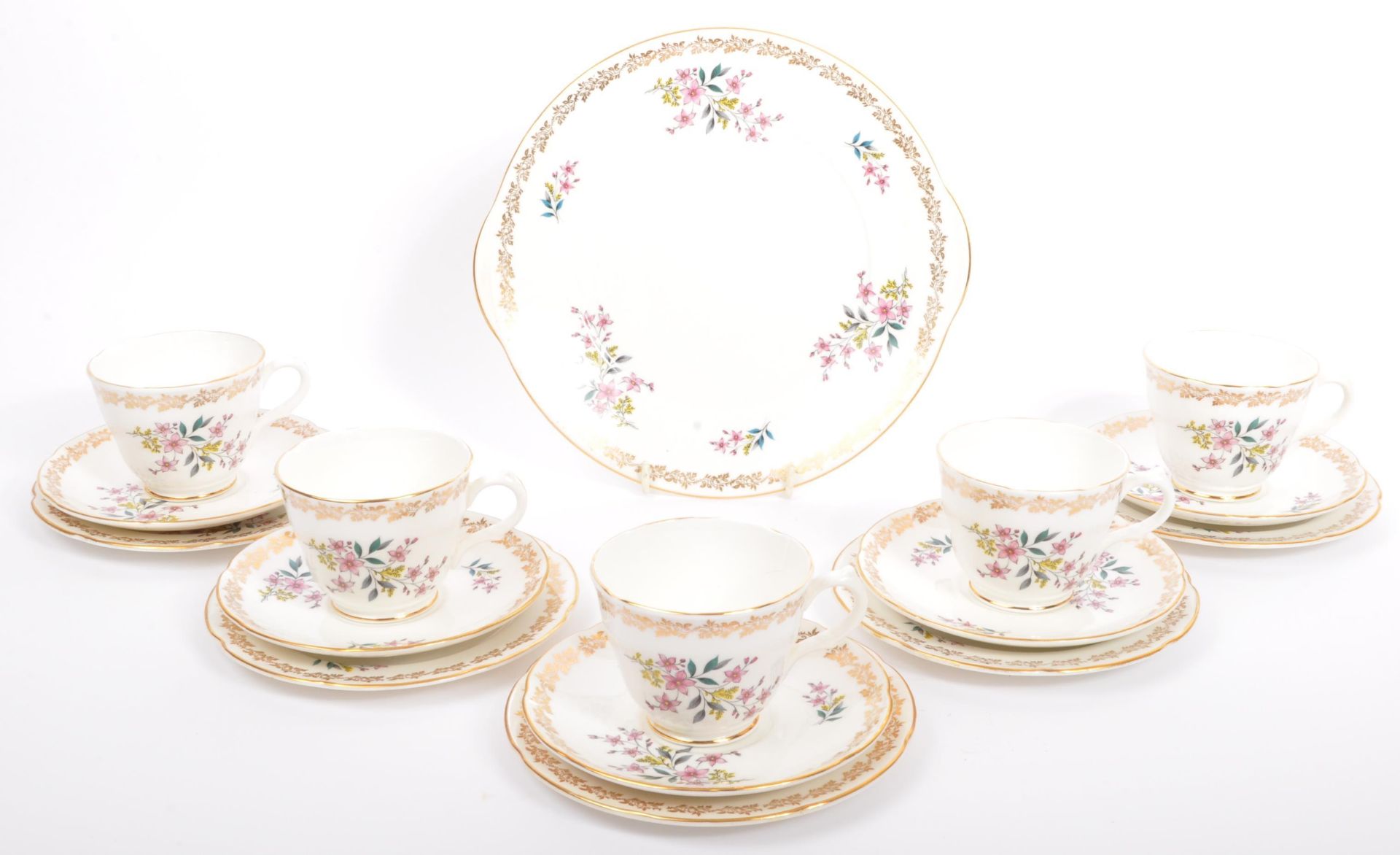 ROYAL ALBERT & ROYAL GRAFTON FINE BONE CHINA TEA SERVICE X 2 - Bild 2 aus 7