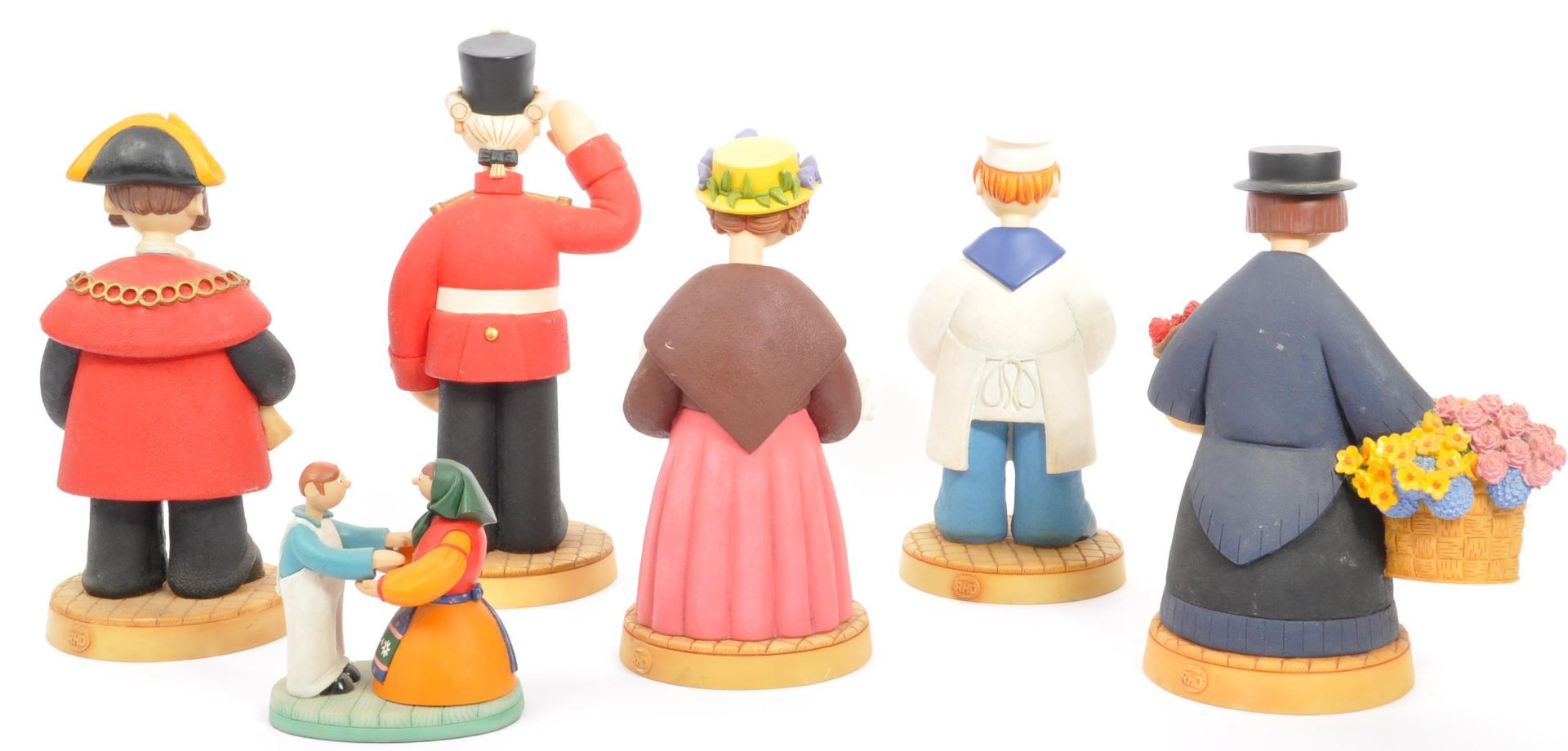 CAMBERWICK GREEN – ROBERT HARROP – FIGURINES / STATUES - Image 2 of 7