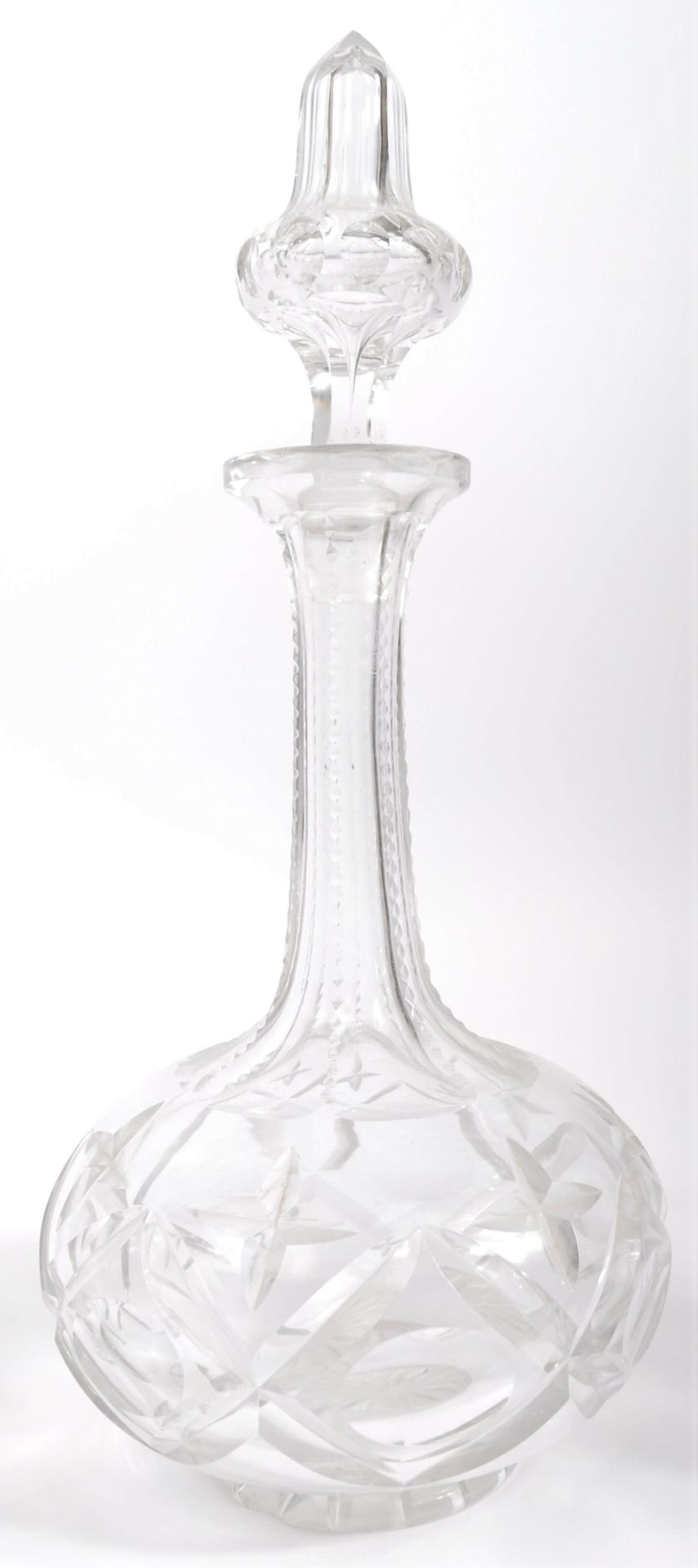 COLLECTION OF 19TH CENTURY GLASS DECANTERS - Bild 4 aus 6