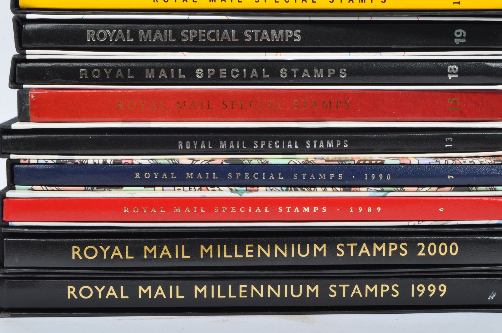 LARGE COLLECTION OF ROYAL MAIL SPECIAL STAMPS BOOKLETS - Bild 2 aus 8