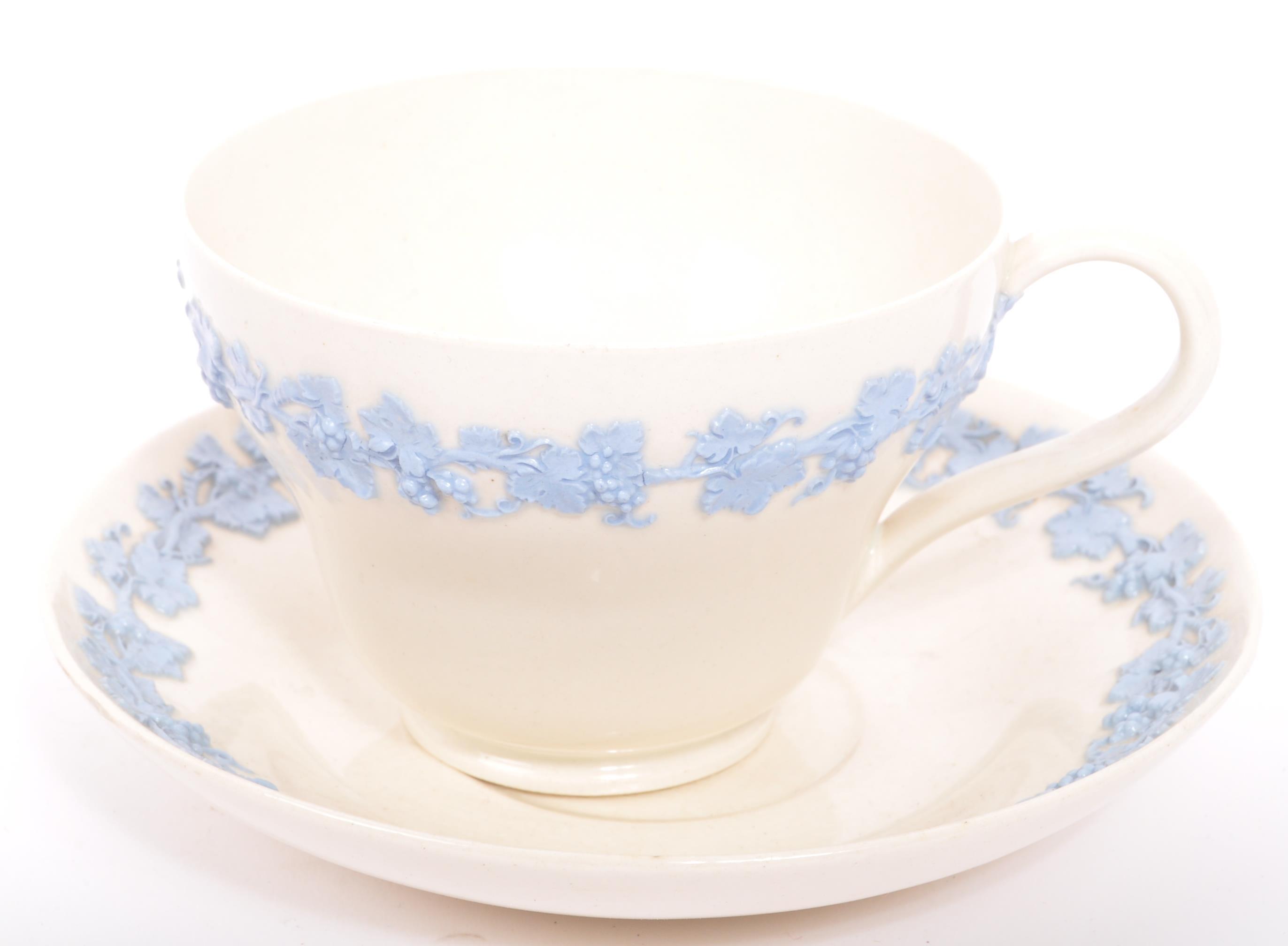 WEDGWOOD QUEENSWARE - VINTAGE 20TH CENTURY TEA SET - Image 3 of 5