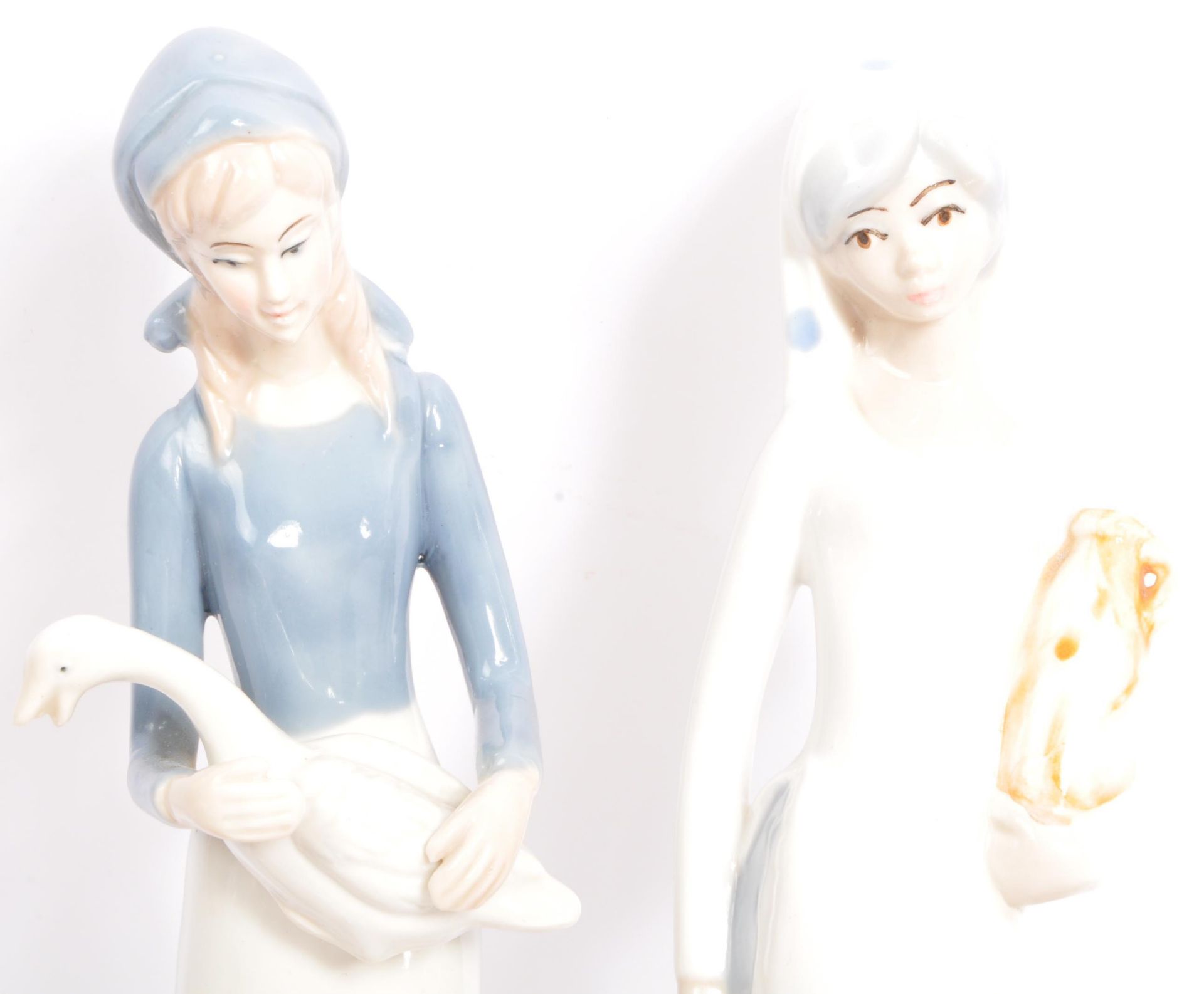 COLLECTION OF VINTAGE CERAMICS - LLADRO - DOULTON - Image 3 of 9