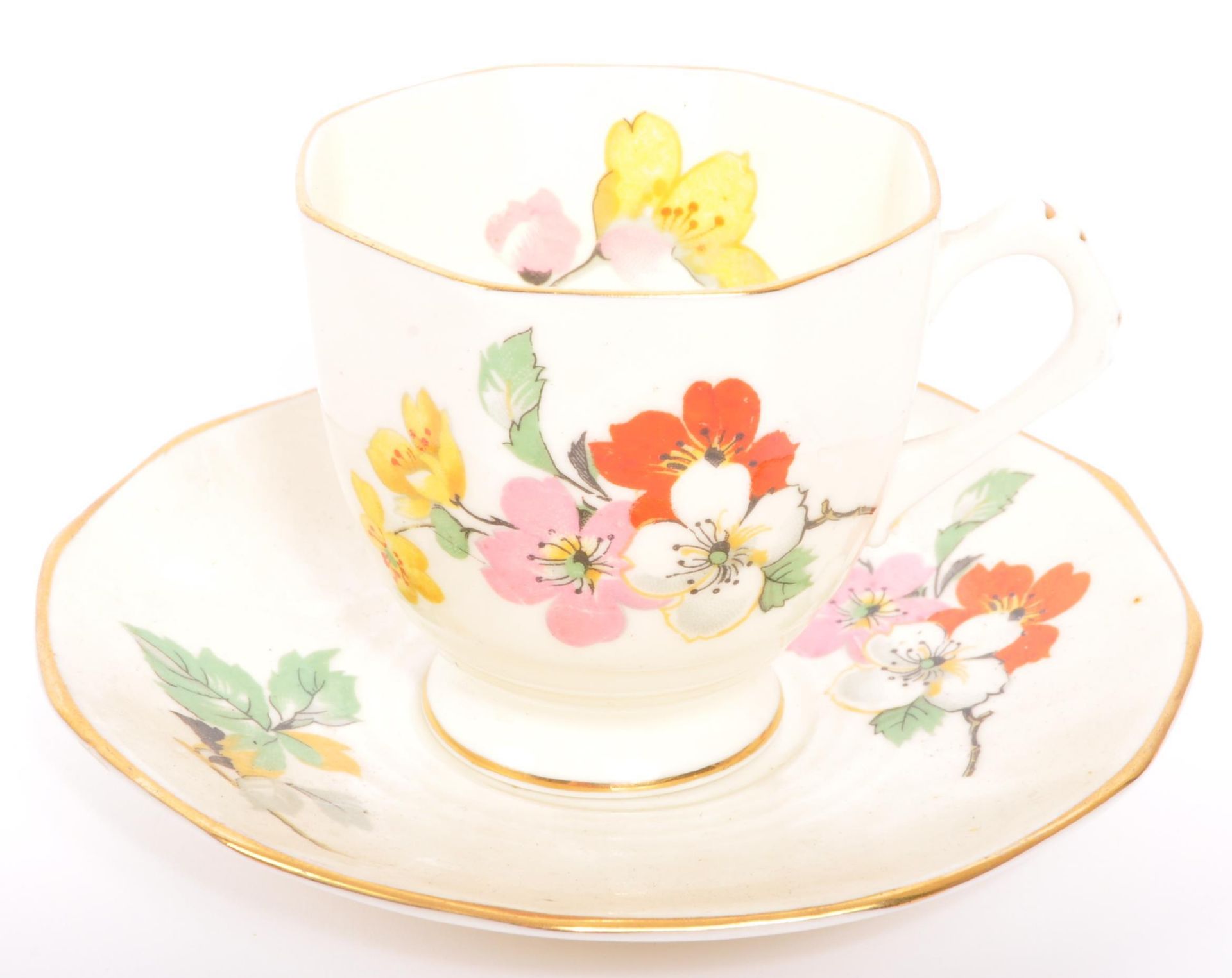 A VINTAGE RETRO TUSCAN PLANT BONE CHINA TEA SERVICE SET - Image 3 of 6