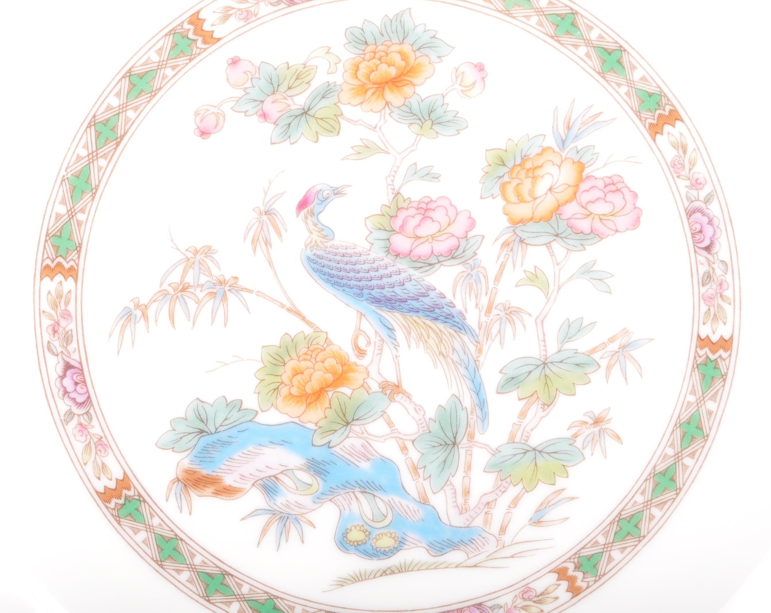 COLLECTION OF 20TH CENTURY WEDGWOOD PORCELAIN CHINA PIECES - Image 3 of 8