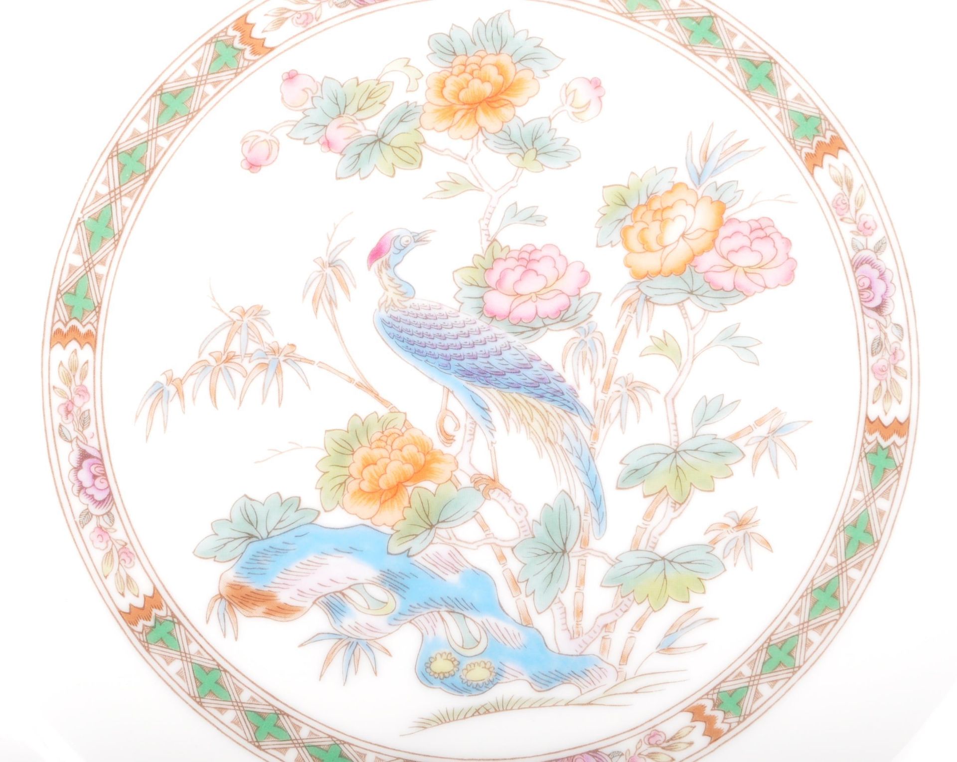 COLLECTION OF 20TH CENTURY WEDGWOOD PORCELAIN CHINA PIECES - Image 3 of 8