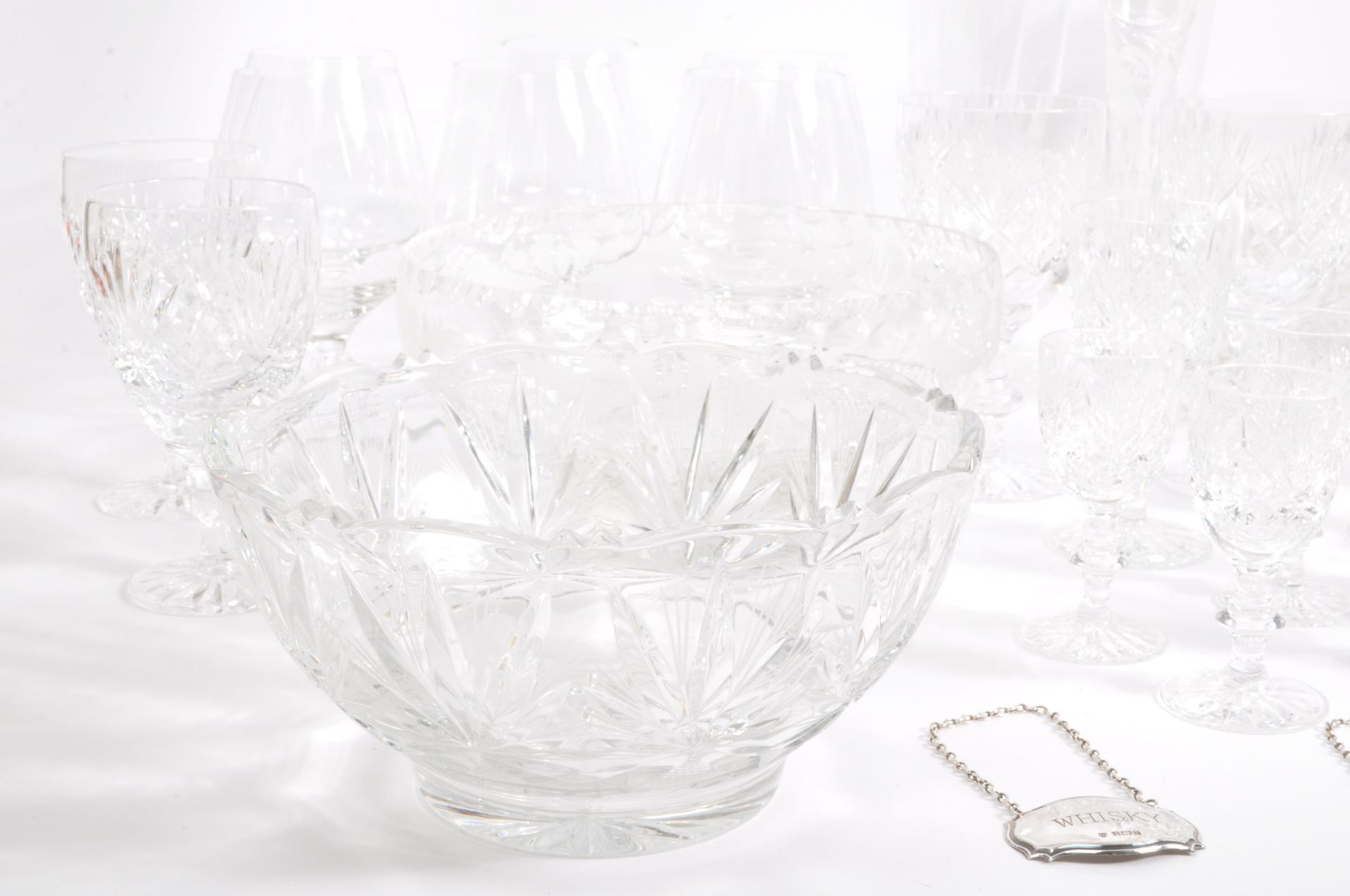 COLLECTION OF CONTEMPORARY CRYSTAL GLASS DRINKING GLASSES - Bild 5 aus 8