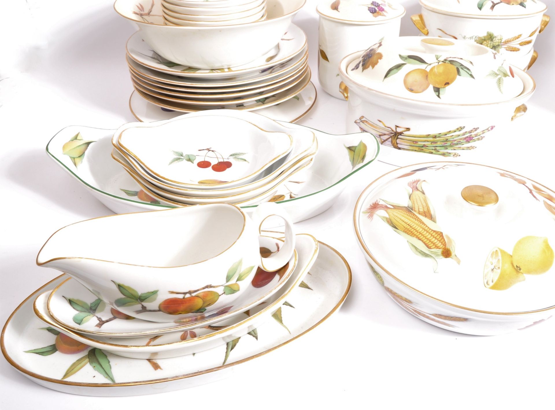 VINTAGE ROYAL WORCESTER EVESHAM TEA & DINNER SERVICE - Bild 5 aus 6