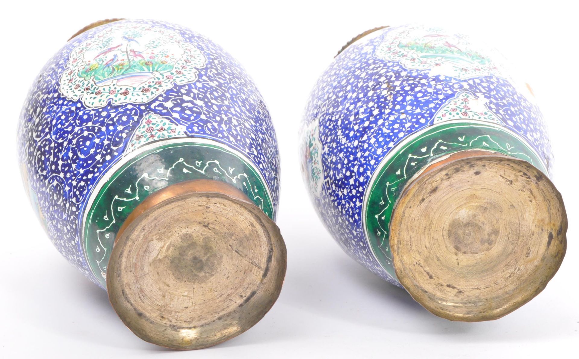 PAIR OF EARLY 20TH CENTURY COPPER & ENAMEL HAND PAINTED VASES - Image 5 of 5