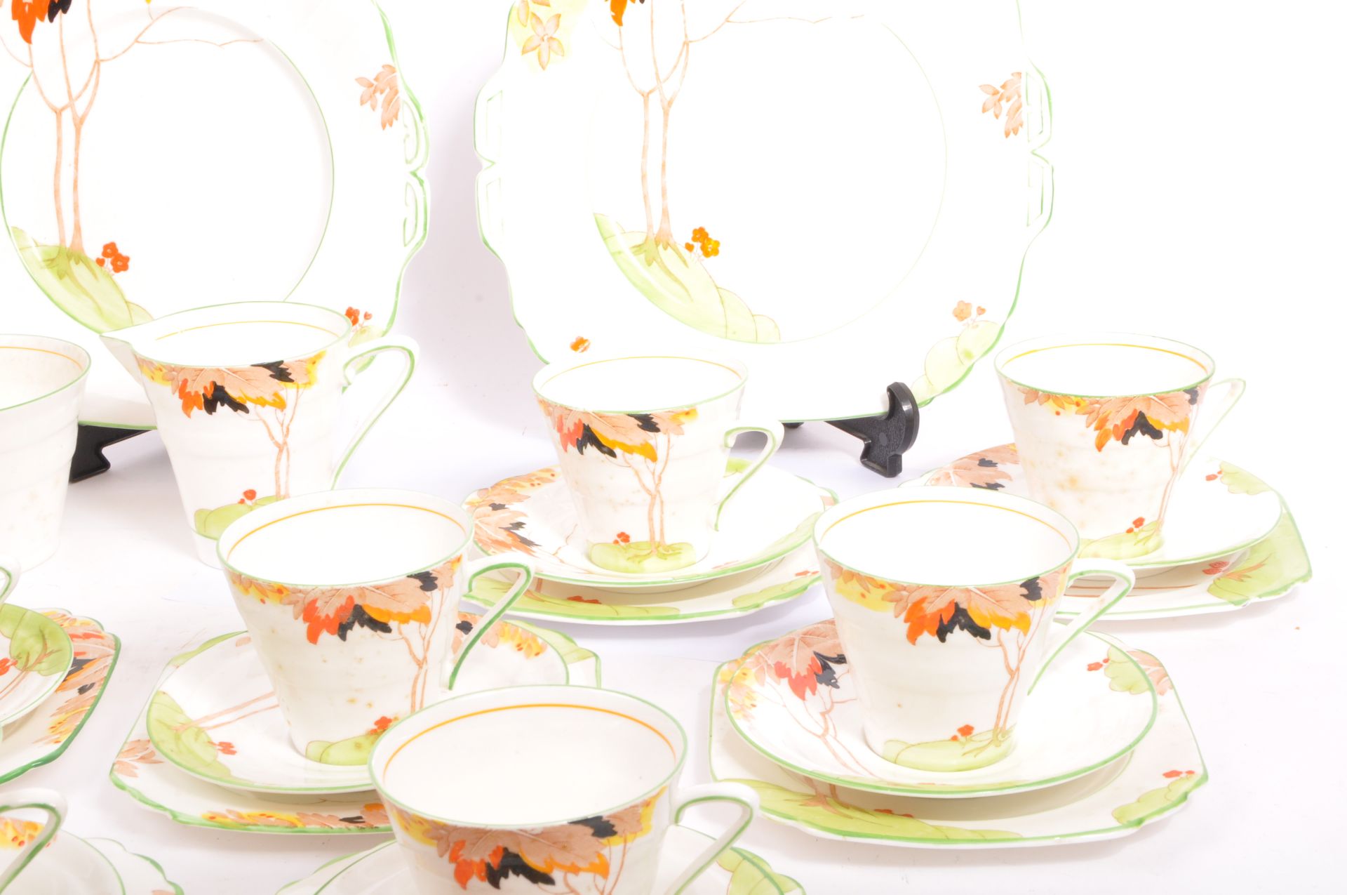 A VINTAGE RETRO TEA SERVICE SET BY VICTORIA BONE CHINA ENGLAND - Image 3 of 6