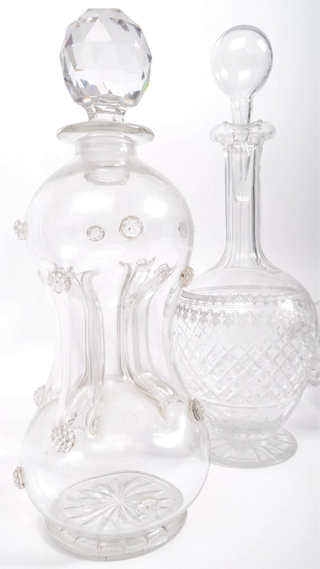 COLLECTION OF 19TH CENTURY GLASS DECANTERS - Bild 2 aus 6