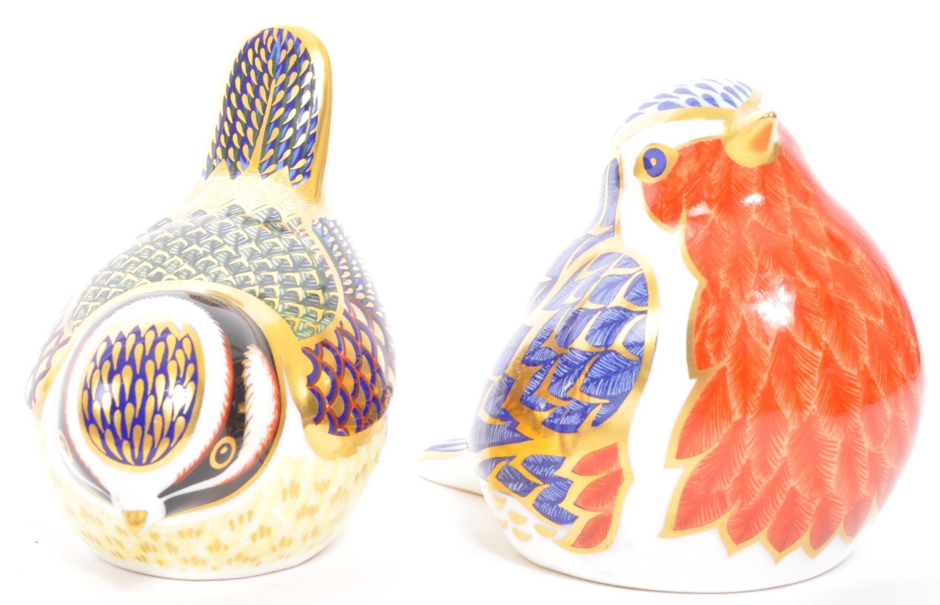 A PAIR OF VINTAGE ROYAL CROWN DERBY ROBIN & BLUE TIT FIGURINES - Image 2 of 5