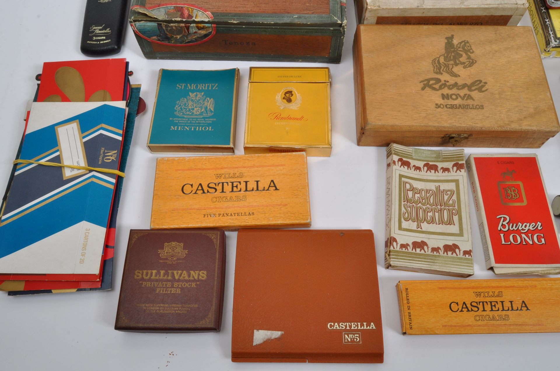 LARGE COLLECTION CIGARETTE & CIGAR EPHEMERA - Image 5 of 6