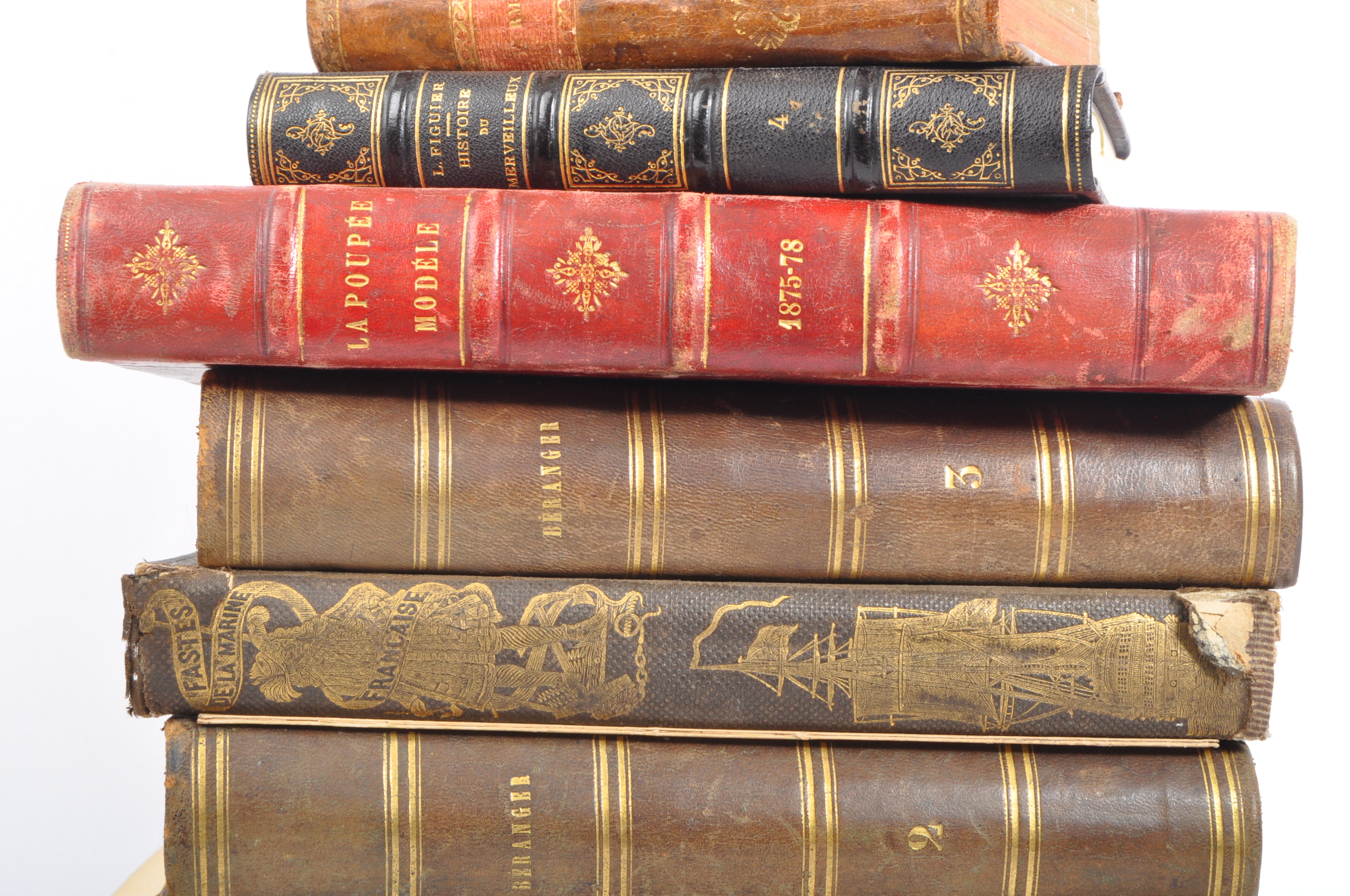 A COLLECTION OF LATE 19TH TO EARLY 20TH CENTURY FRENCH BOOKS - Image 3 of 14