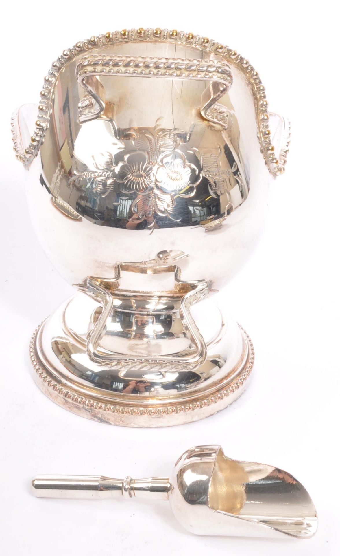 COLLECTION OF MID TO LATE 20TH CENTURY SILVER PLATED ITEMS - Bild 4 aus 9