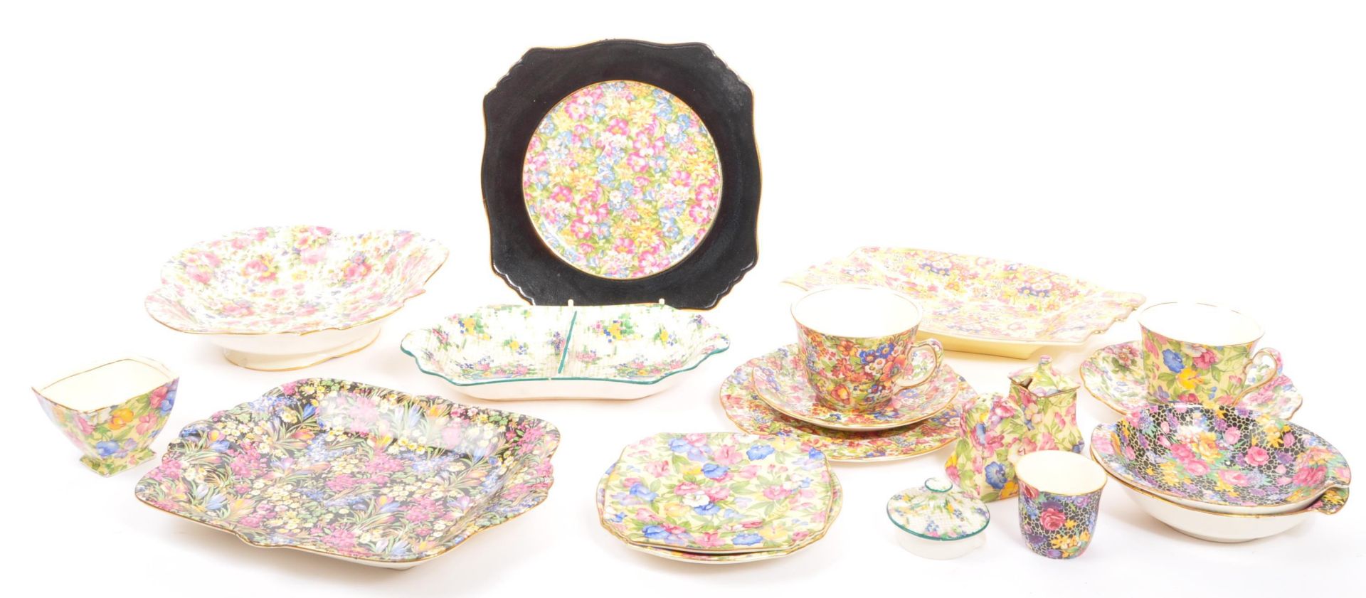 A VARYING COLLECTION OF EARLY 20TH CENTURY CHINTZ CERAMICS