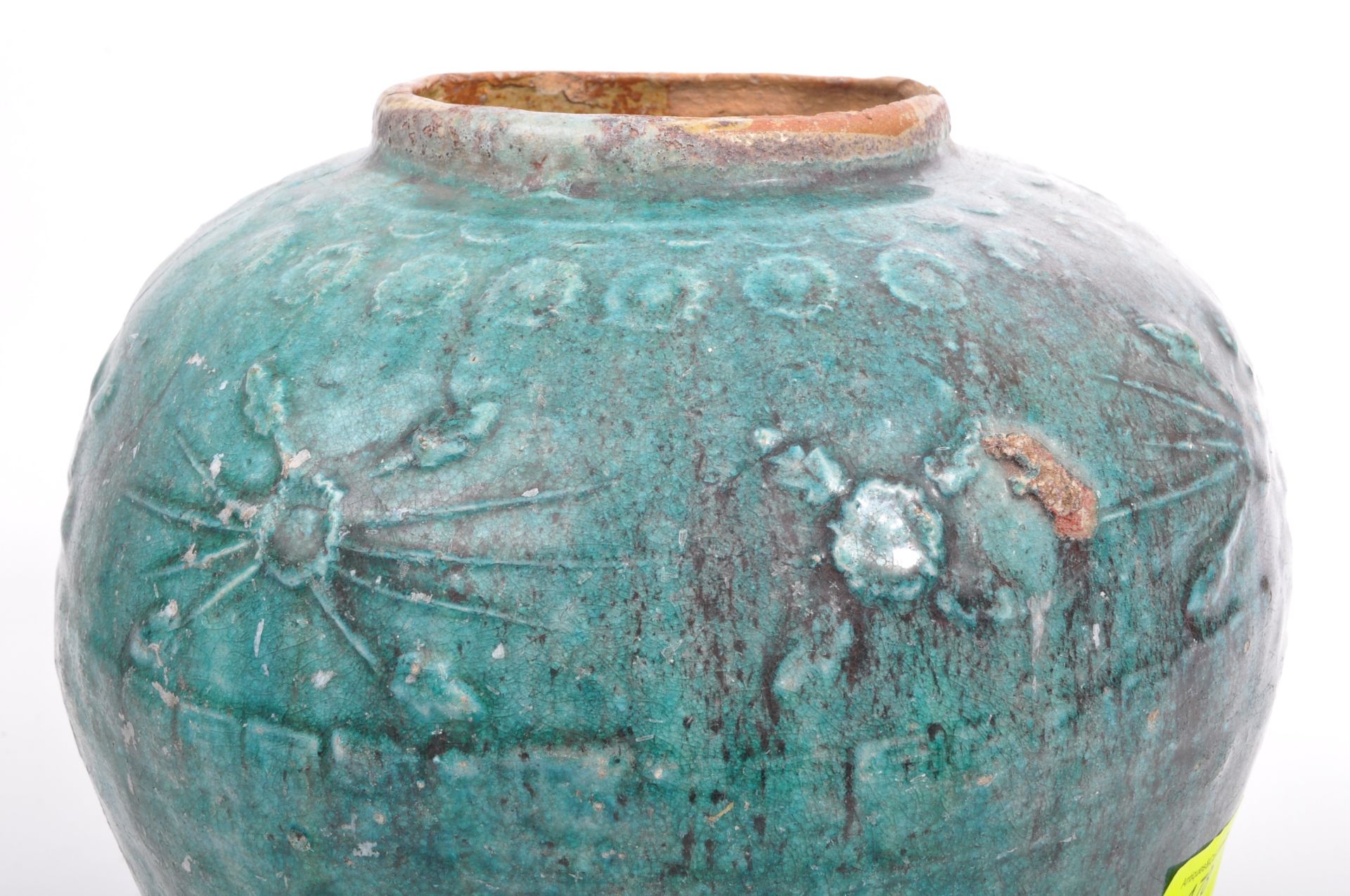 A LARGE JADE GREEN CHINESE ORIENTAL POTTERY GINGER JAR - Image 4 of 5