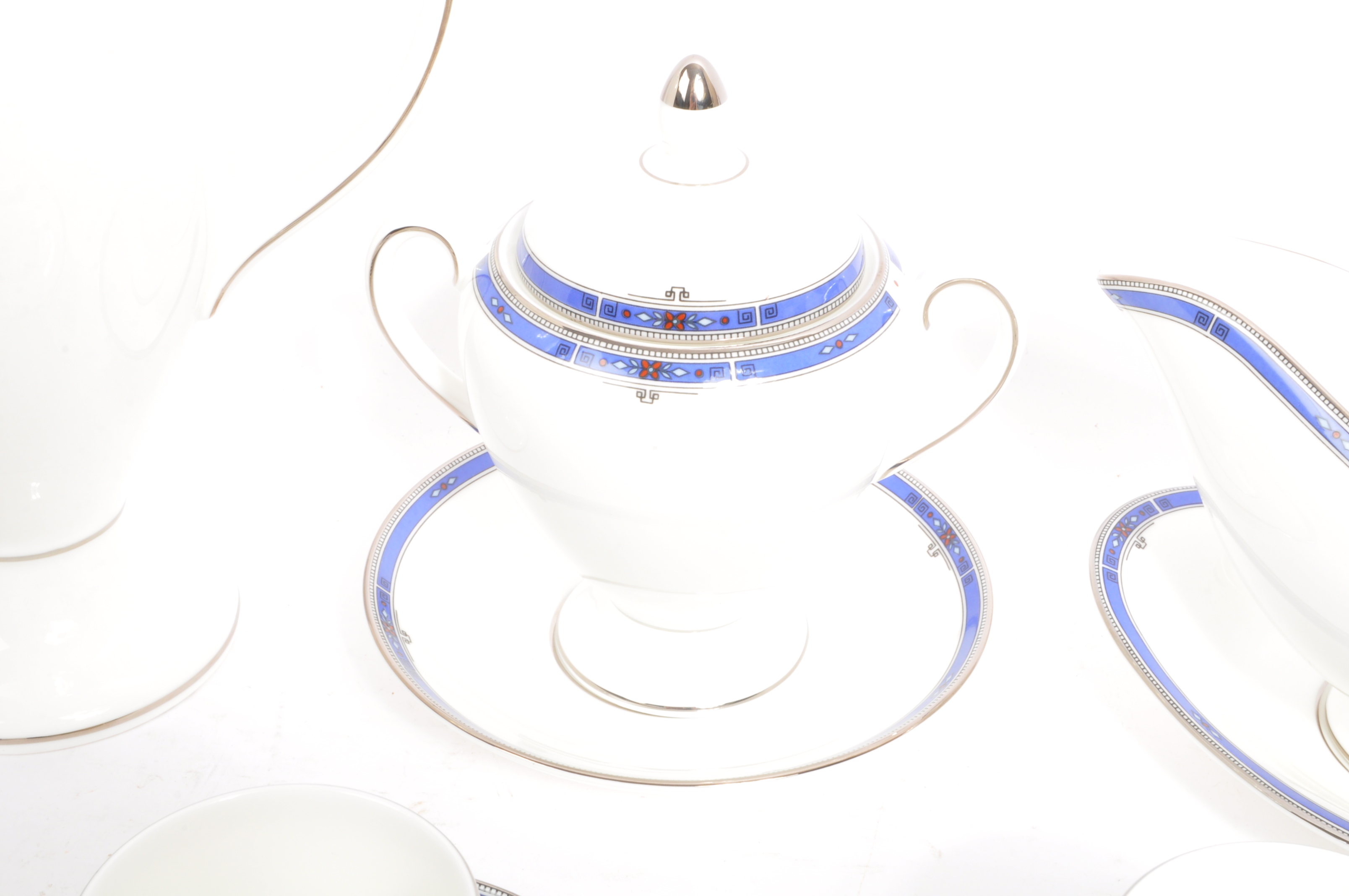 WEDGWOOD - KINGSBRIDGE PATTERN - PORCELAIN CHINA TEA SERVICE - Image 3 of 8
