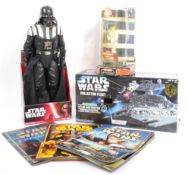 STAR WARS - COLLECTION OF ASSORTED PLAYSETS / ACTION FIGURES