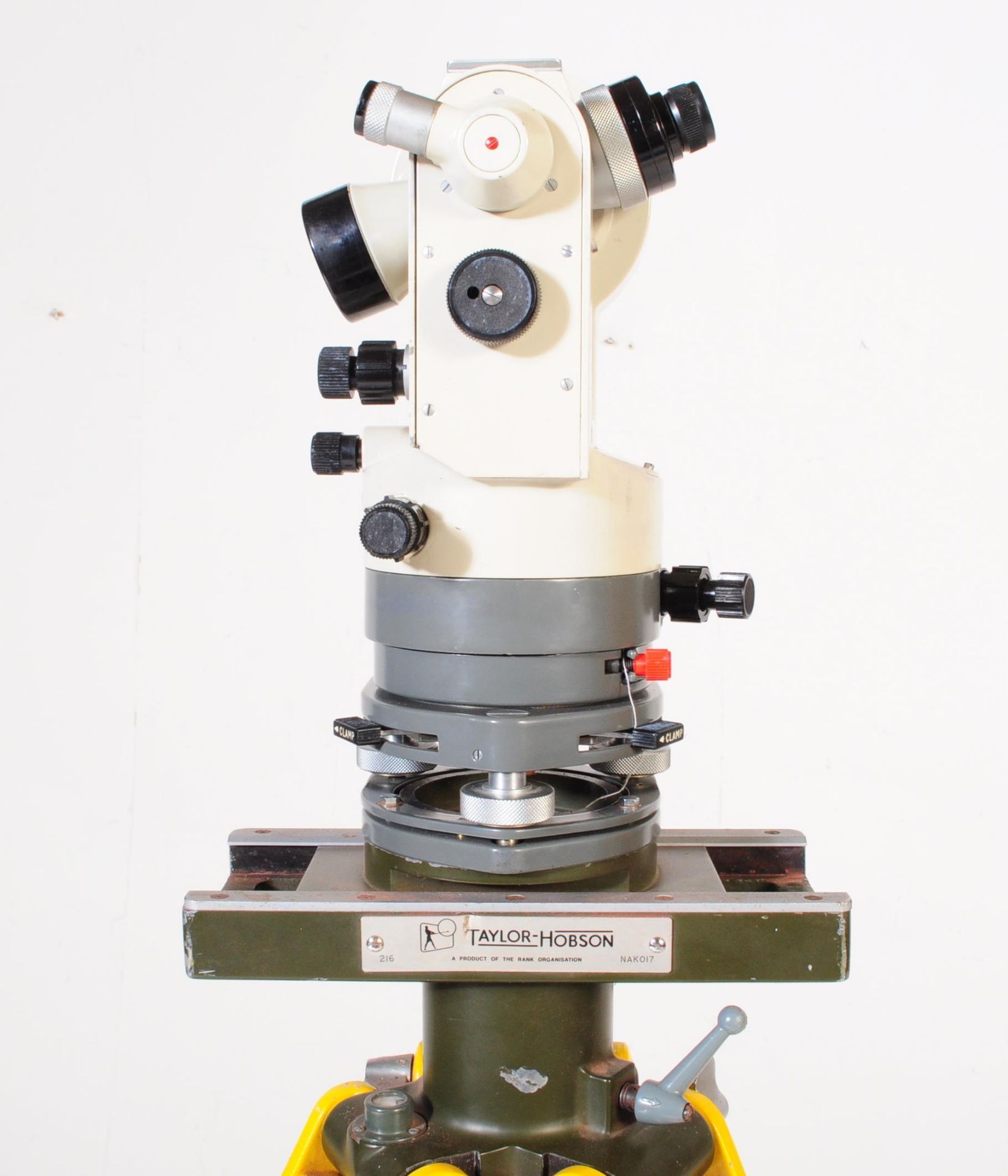 A HILGER & WATTS MICROPTIC THEODOLITE WITH TRIPOD STAND / CASE - Image 3 of 9