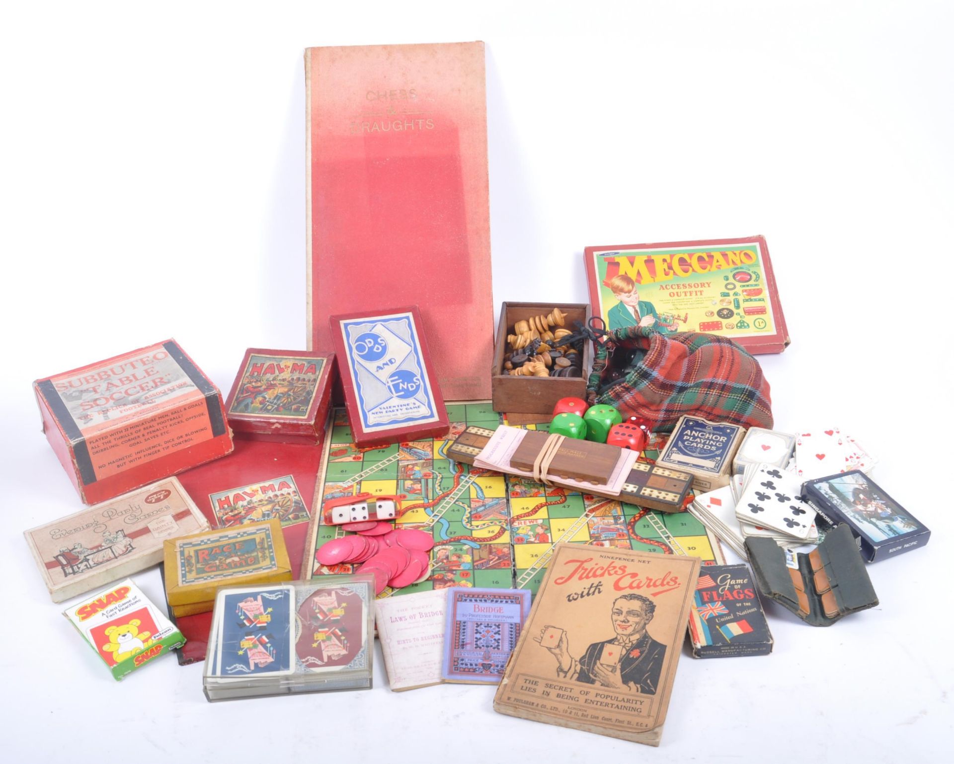 COLLECTION OF VINTAGE CARD GAMES, MARBLES AND COMICS ETC