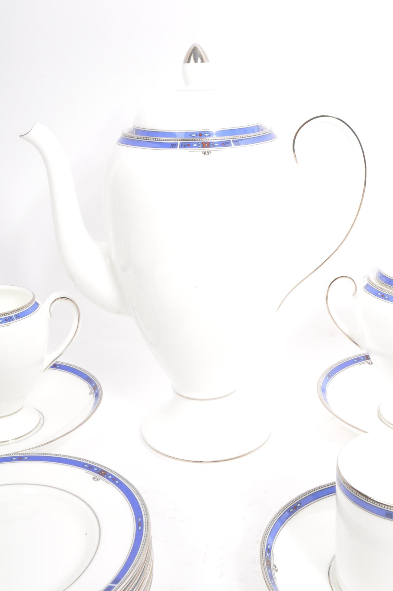 WEDGWOOD - KINGSBRIDGE PATTERN - PORCELAIN CHINA TEA SERVICE - Image 4 of 8