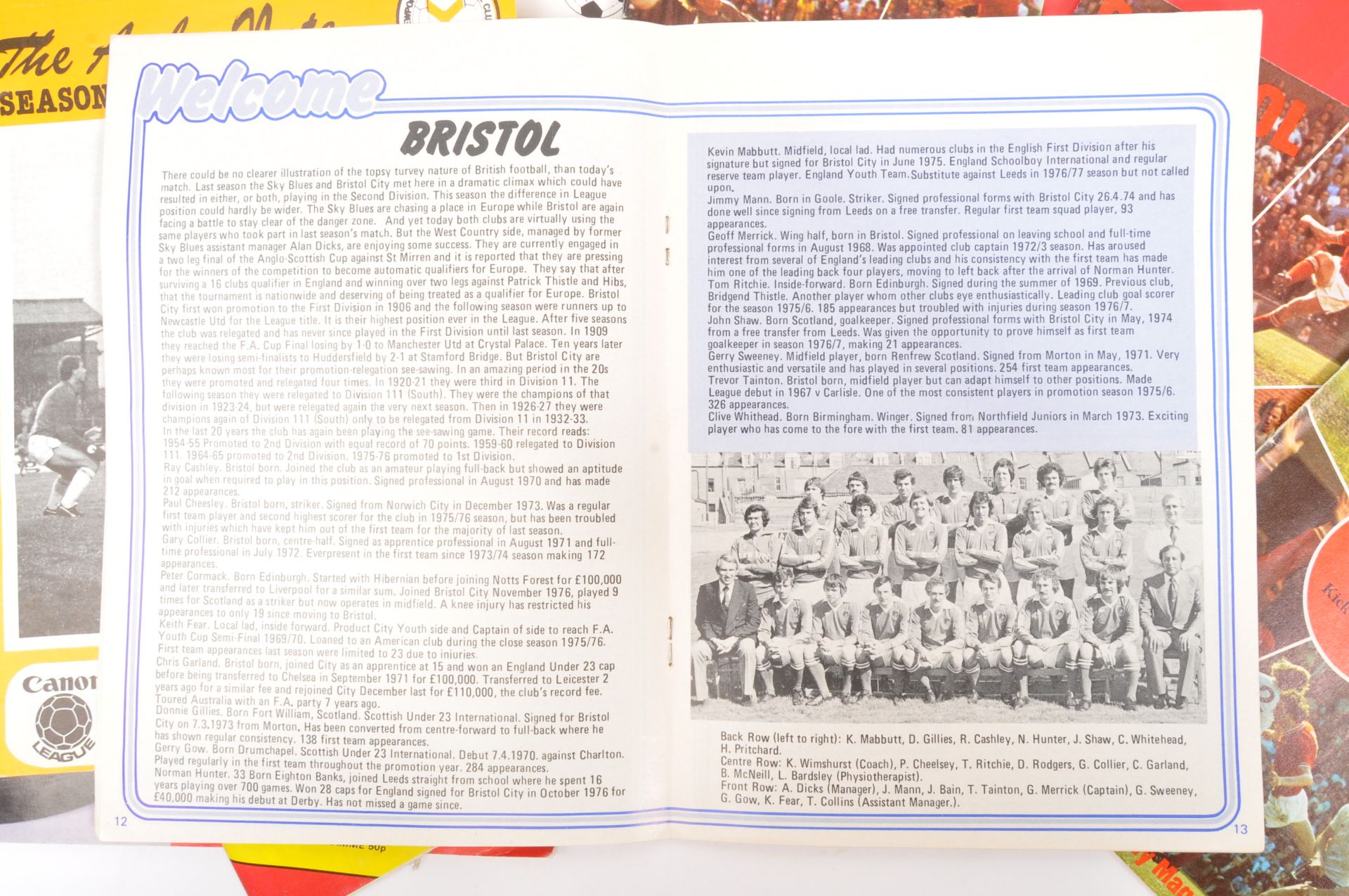 A LARGE COLLECTION OF ASSORTED FOOTBALL SOCCER PROGRAMS - Image 6 of 9