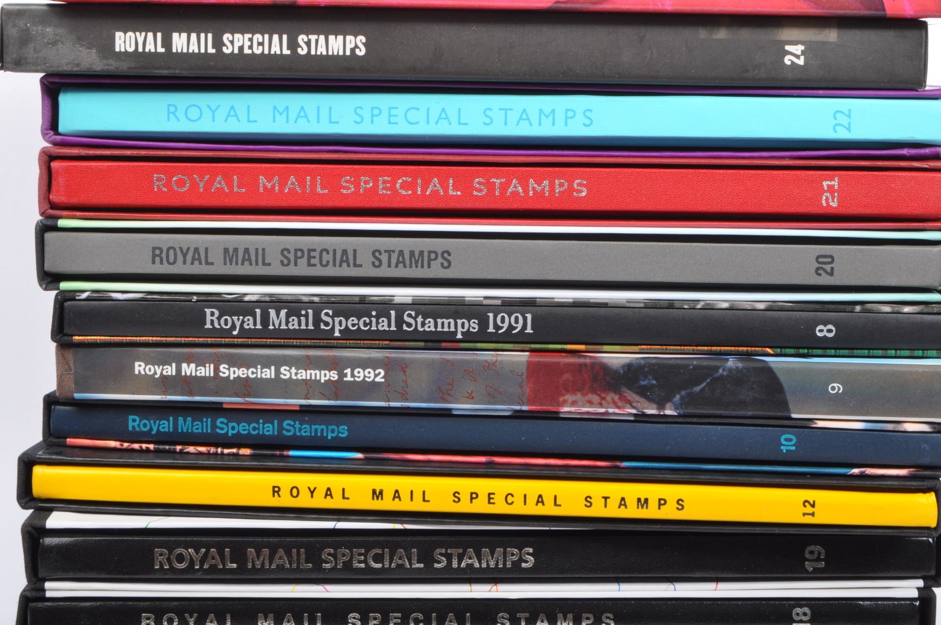 LARGE COLLECTION OF ROYAL MAIL SPECIAL STAMPS BOOKLETS - Bild 3 aus 8