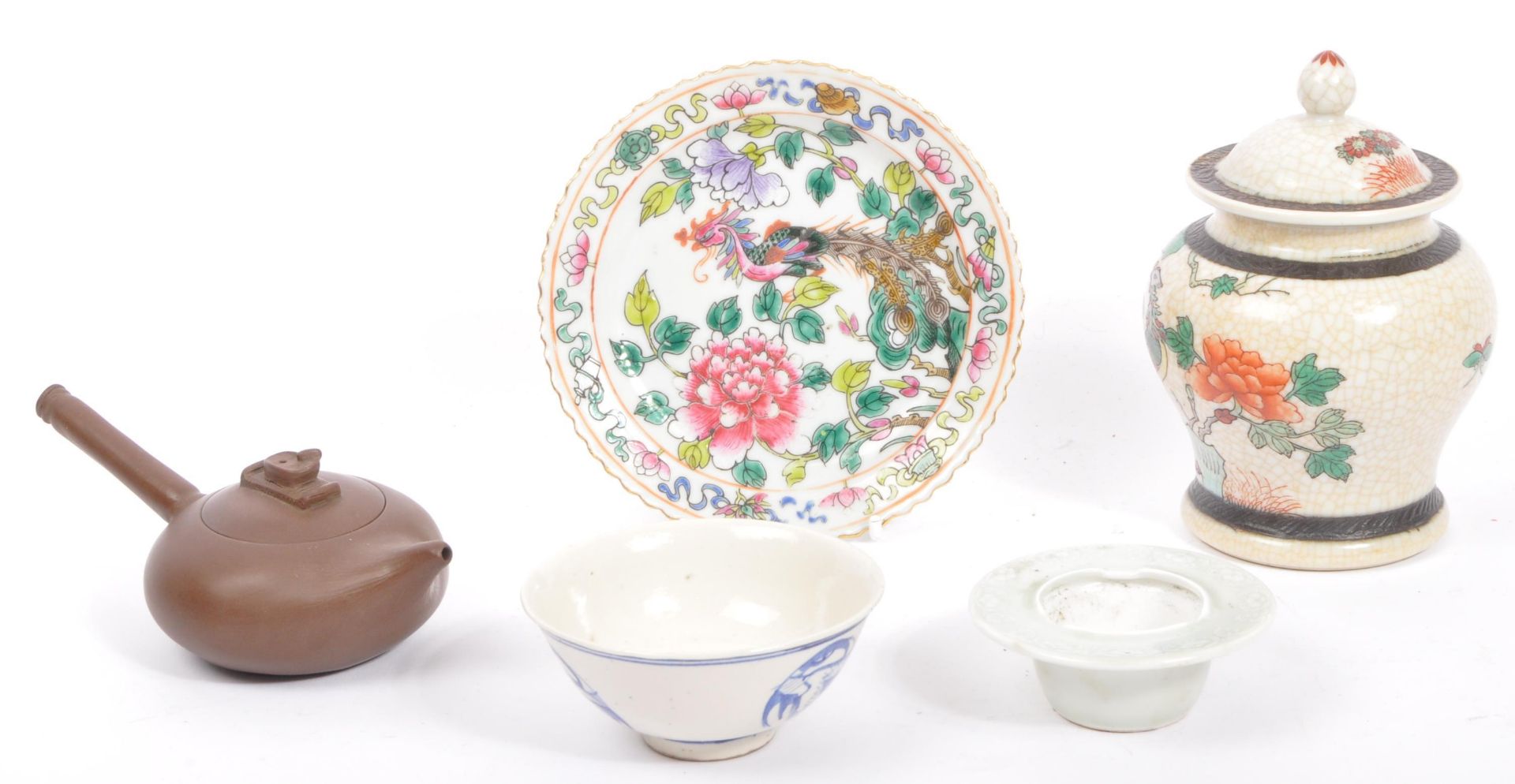 COLLECTION OF CHINESE PORCELAIN & CERAMIC ORIENTAL ITEMS