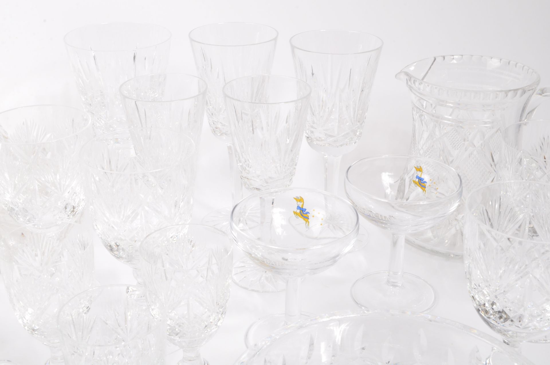 COLLECTION OF CONTEMPORARY CRYSTAL GLASS DRINKING GLASSES - Bild 7 aus 8