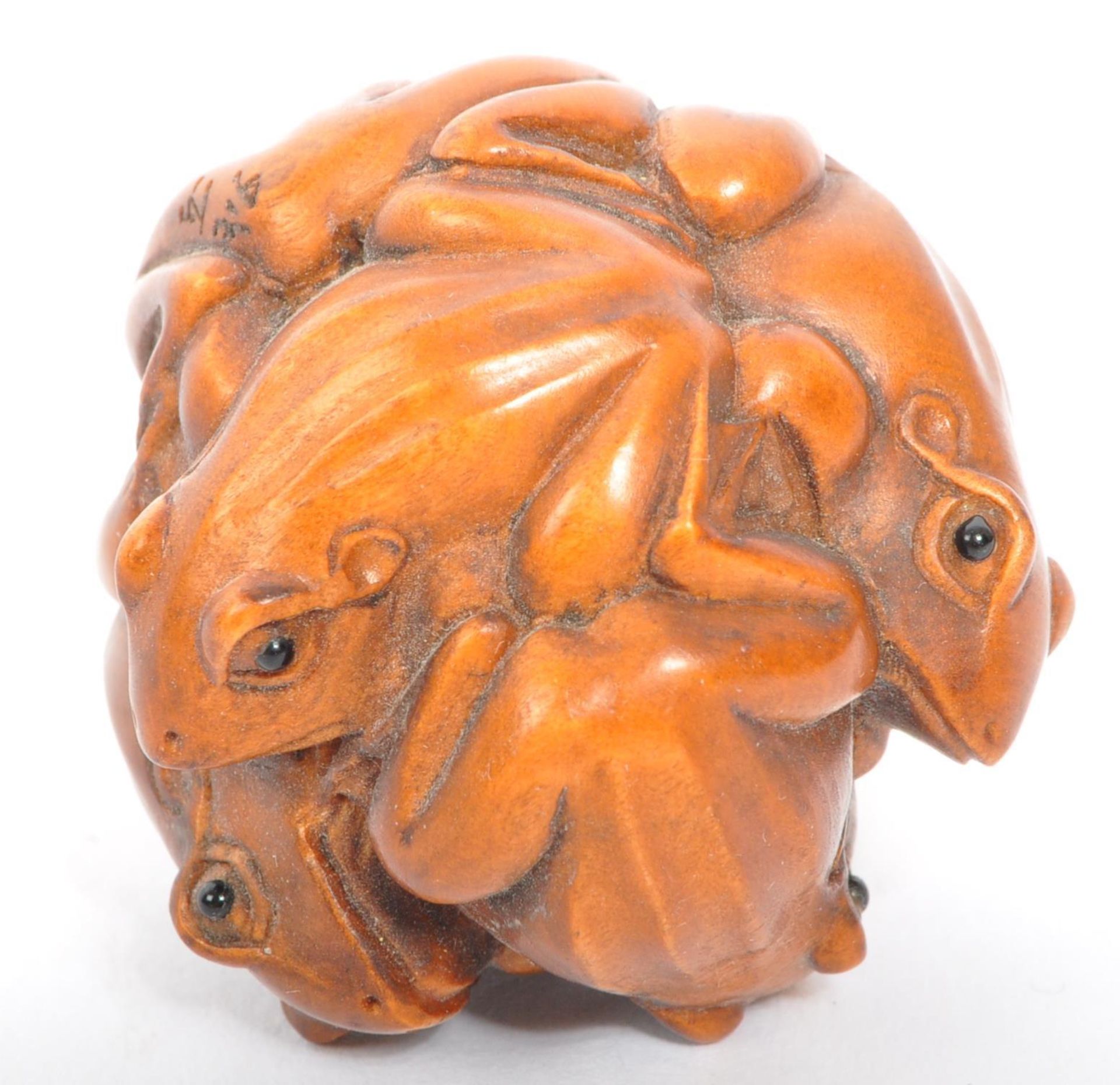 TWO 20TH CENTURY JAPANESE BOXWOOD NETSUKE - Image 5 of 7